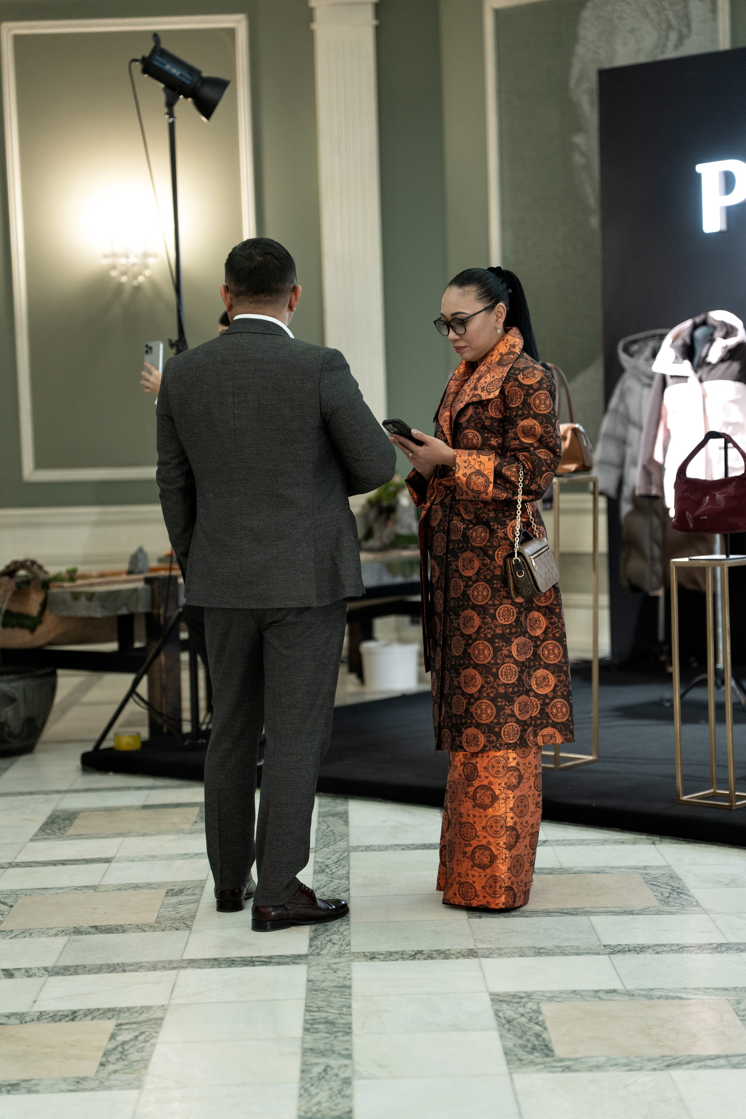 Backstage. Сайт Алматинского НЮ АРТ, будуар и фэшн фотографа Дениса Карпенко