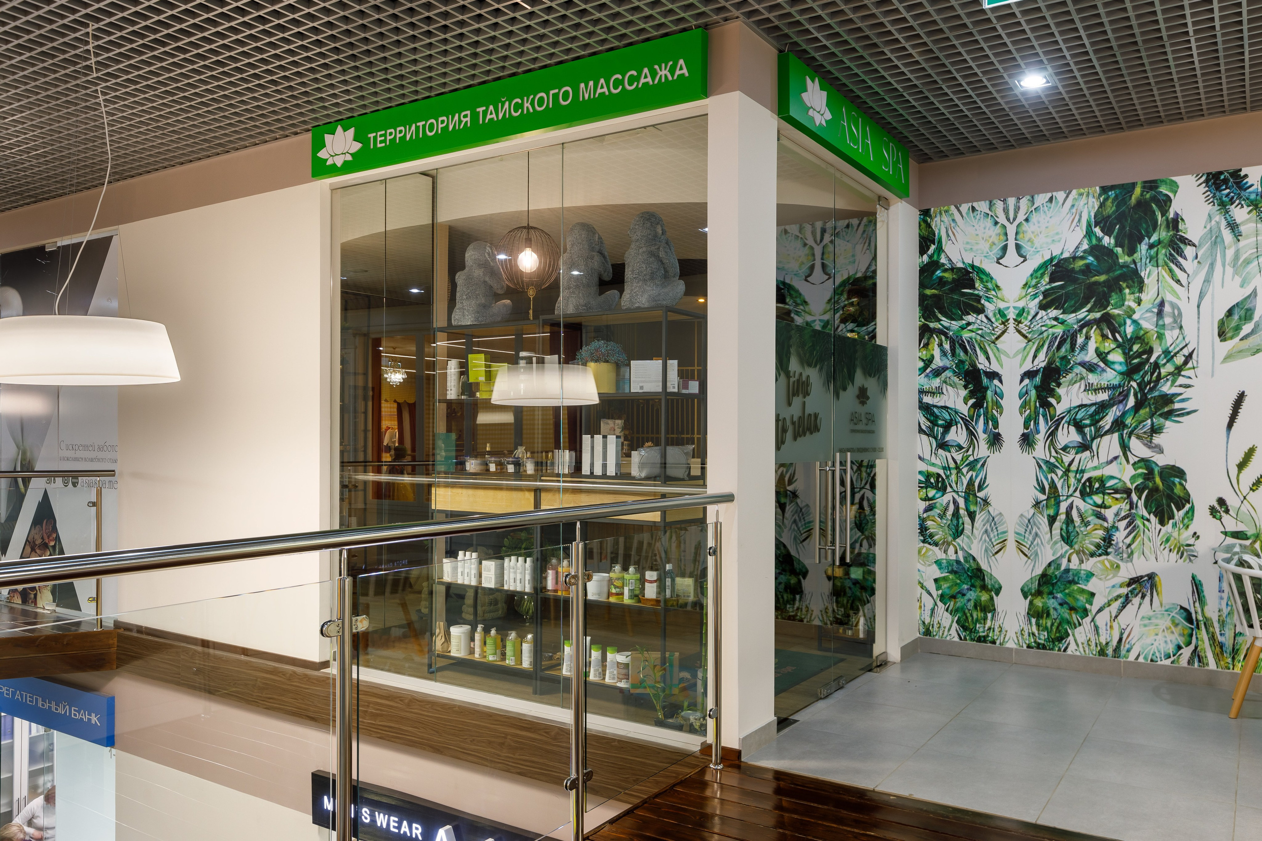 Фотосъемка торгового центра Покровский. Интерьерный фотограф в Москве Роман Потапов