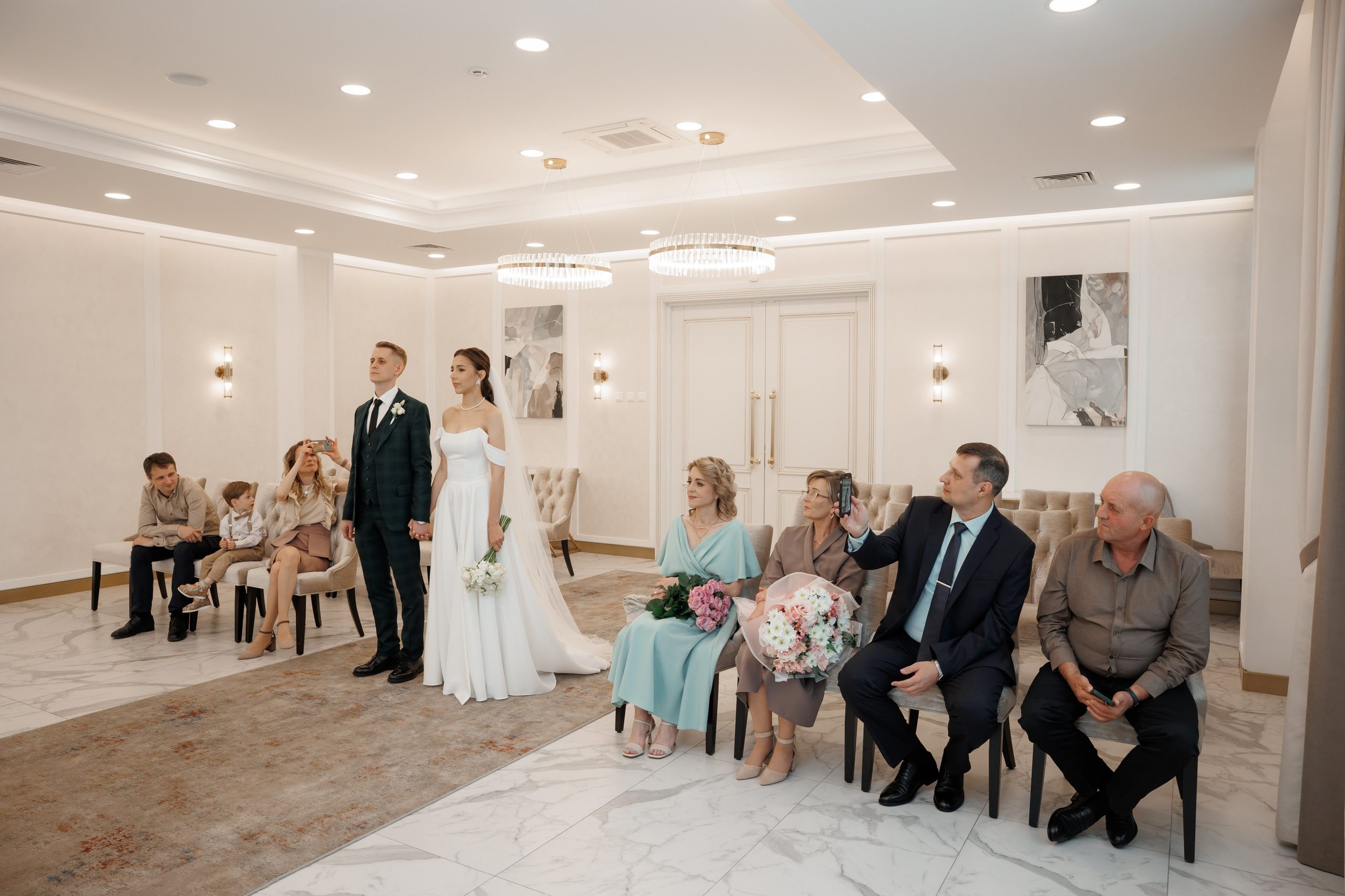 Регистрация в отеле Fish Point, ЗАГС Бутово, прогулка в Остафьево. Свадебный и репортажный фотограф (Москва, Королев и другие)