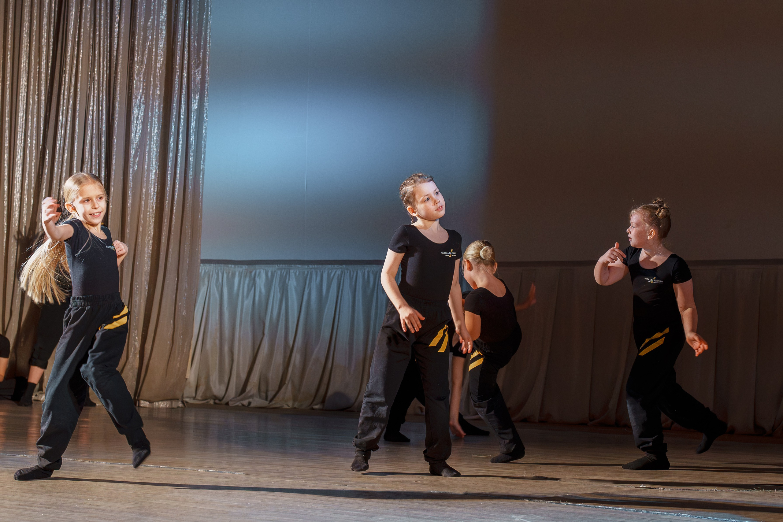 Танцевальный конкурс, репортаж. Фотограф видеограф Геннадий Янбаев в Сочи, Краснодаре