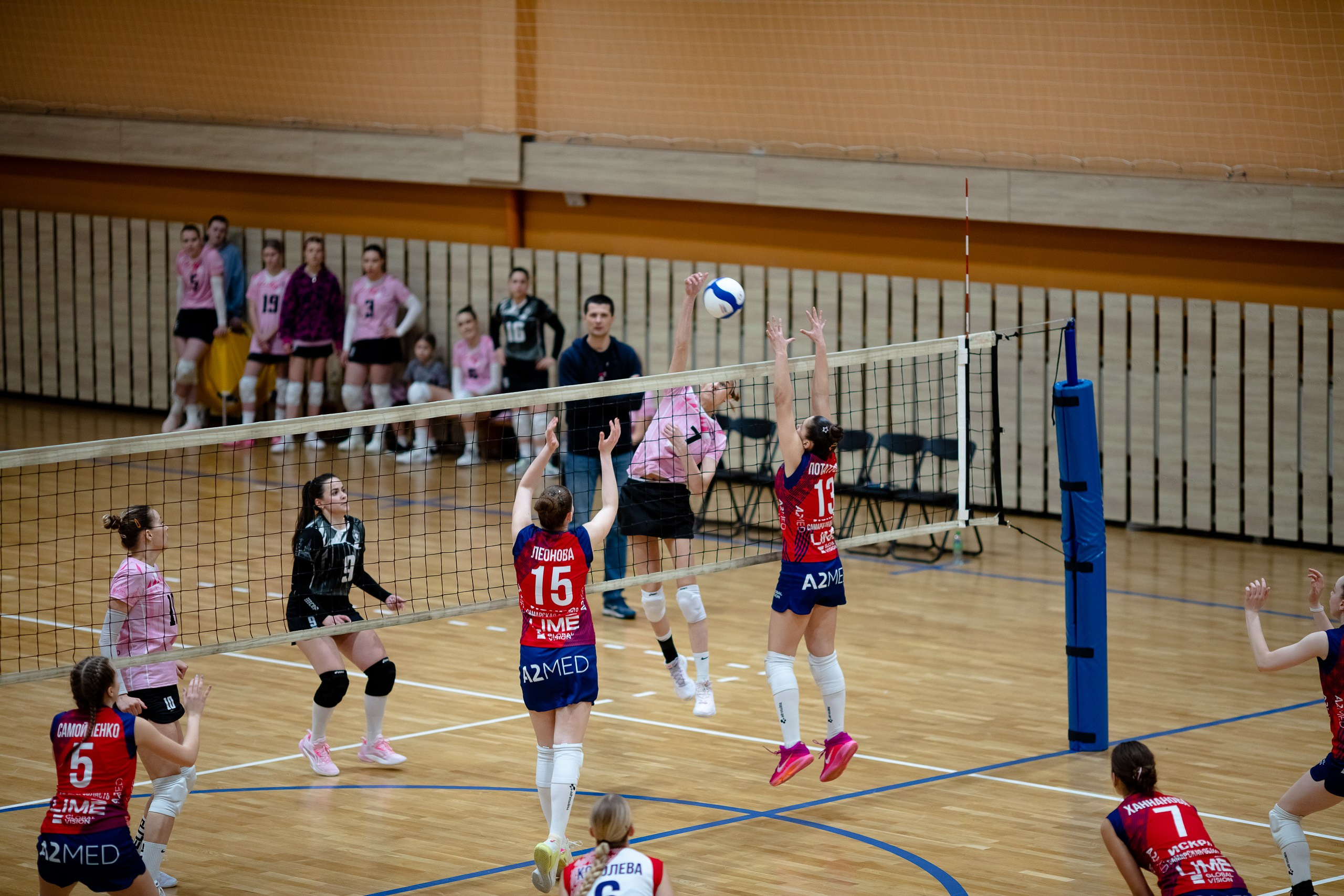 СШ11 — Искра / 2 игра. Фотография