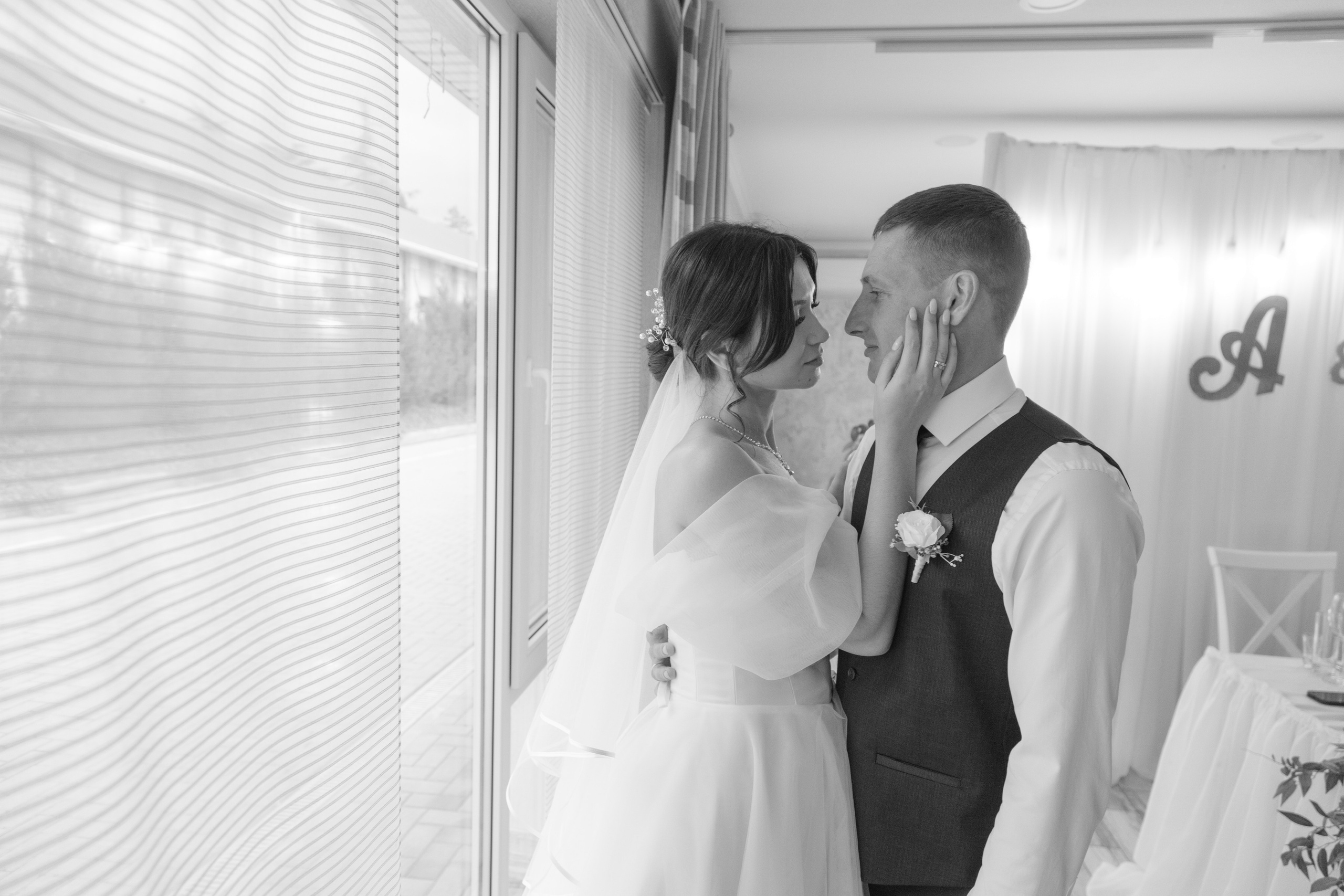 Свадебная съемка в Крыму. Свадебный фотограф в Симферополе (Крым) Валерия Воловидник