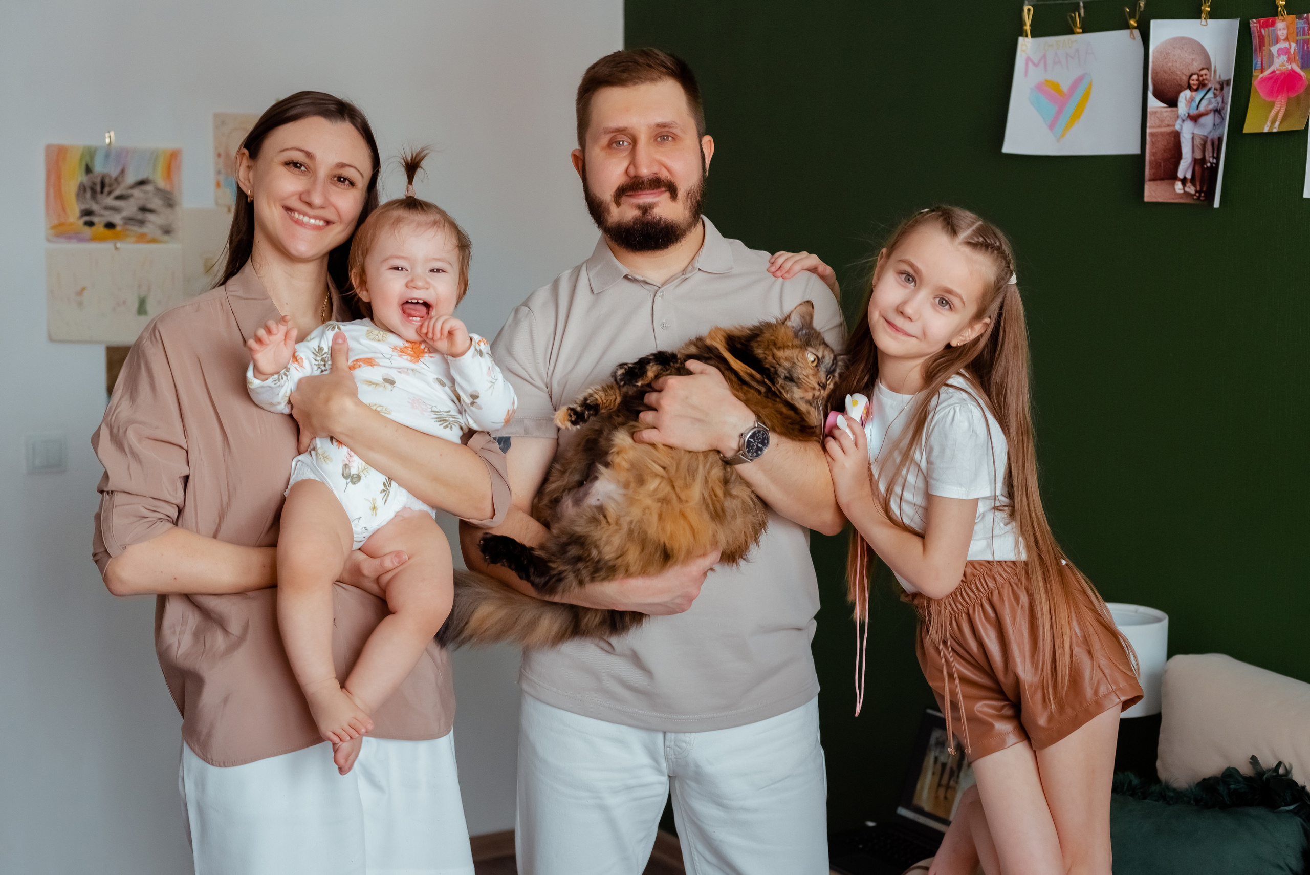 Семейная фотосессия дома. Фотограф Юлия Кондратьева