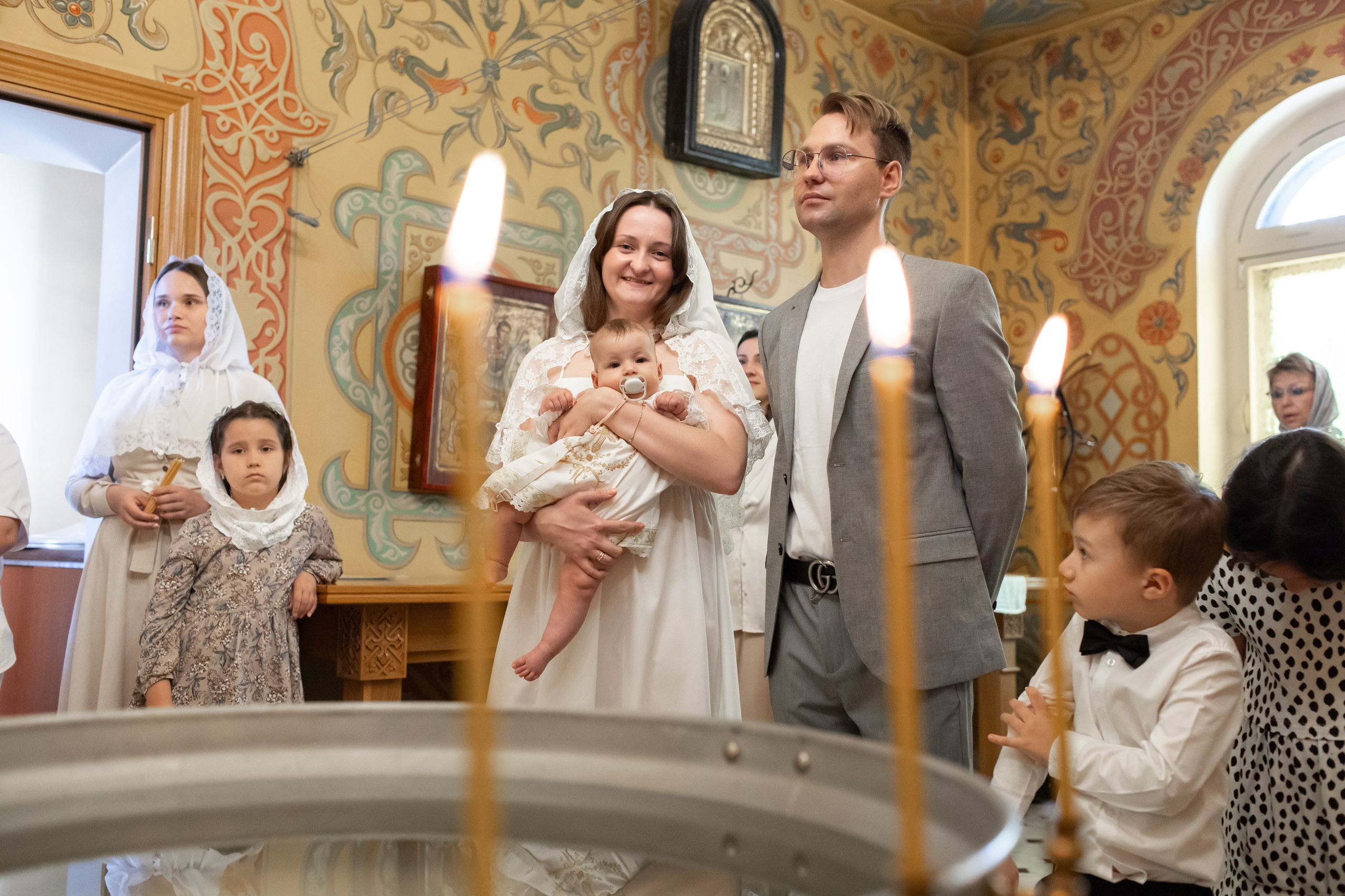 Крещение в Храме Воздвижения Креста Господня в Алтуфьеве. Профессиональный фотограф в Москве и Мо Мария Шантарёва