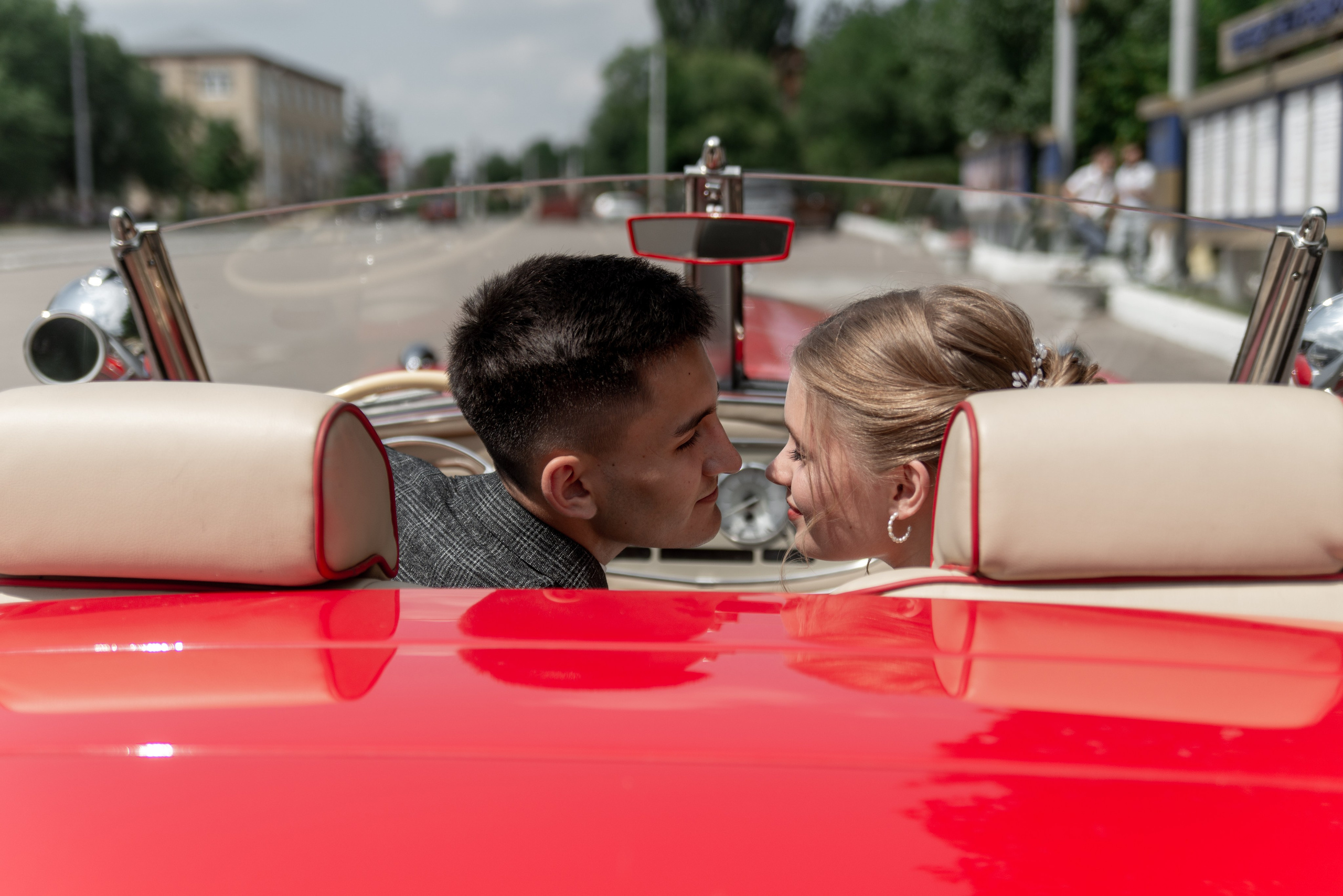Ангелина и Евгений Загс и прогулка. Меня зовут Александр Литвинчук и я свадебный фотограф в Саратове