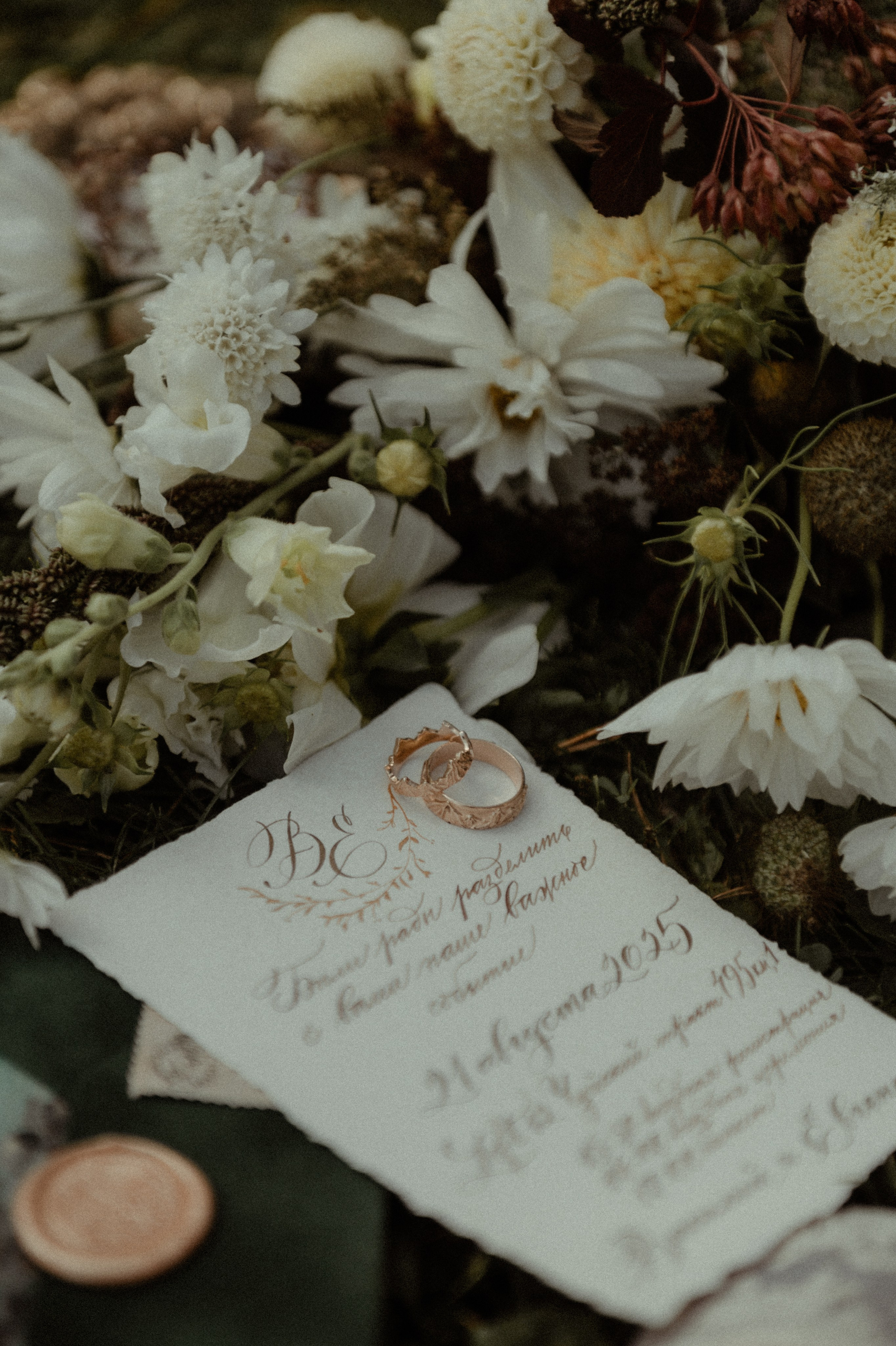 Свадебные фотографии. Фотограф в Барнауле Дарья Бутурлакина. Люби.Цени.Касайся