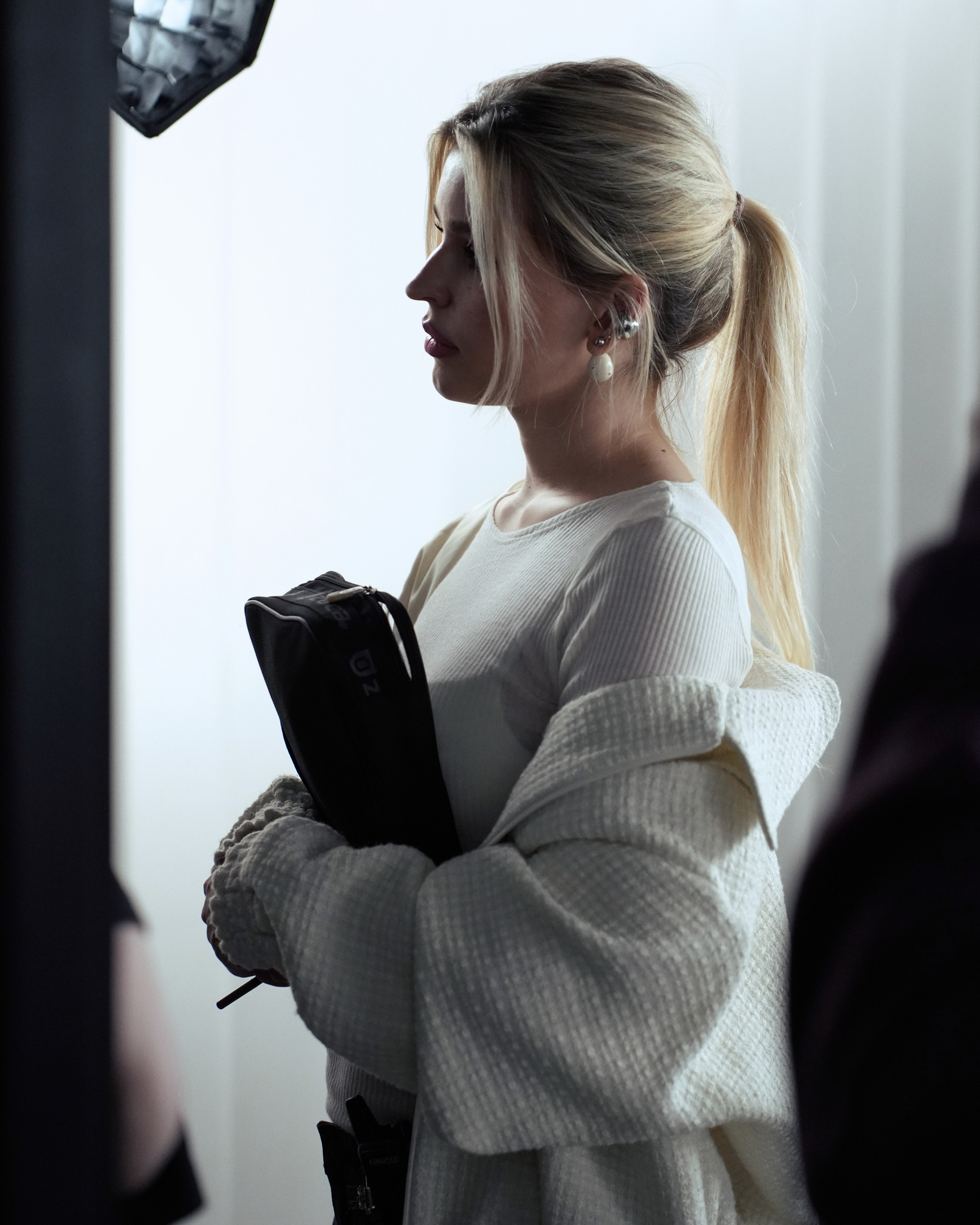 HONOR. ANNA — PHOTOGRAPHER