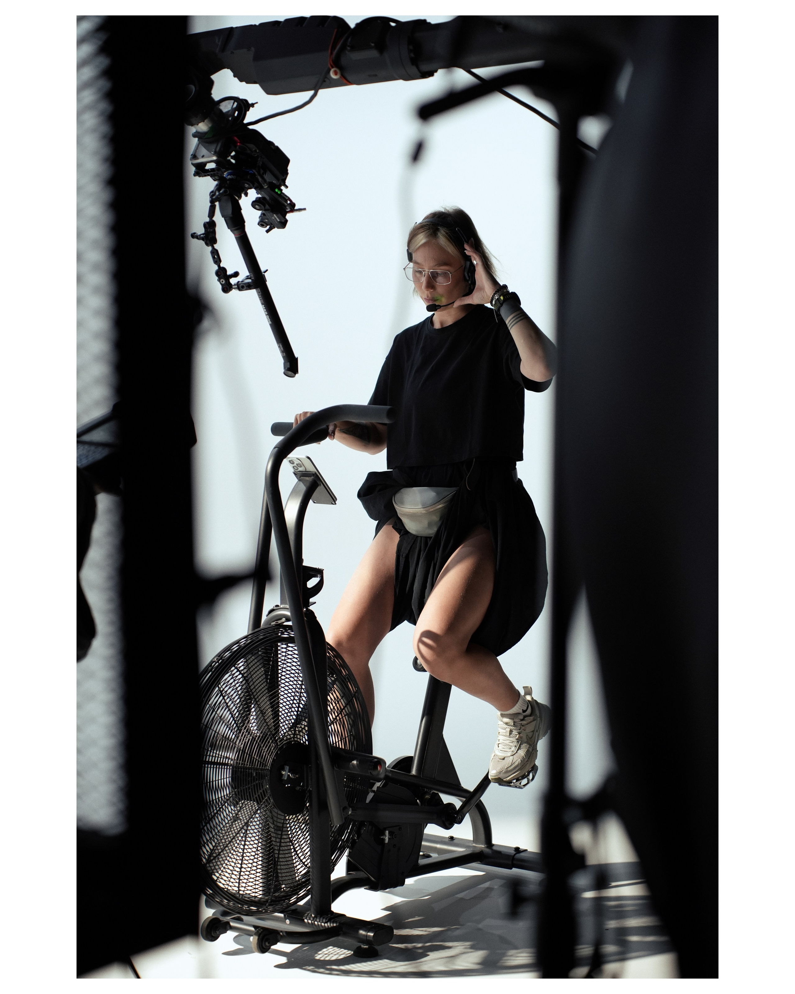 HONOR. ANNA — PHOTOGRAPHER