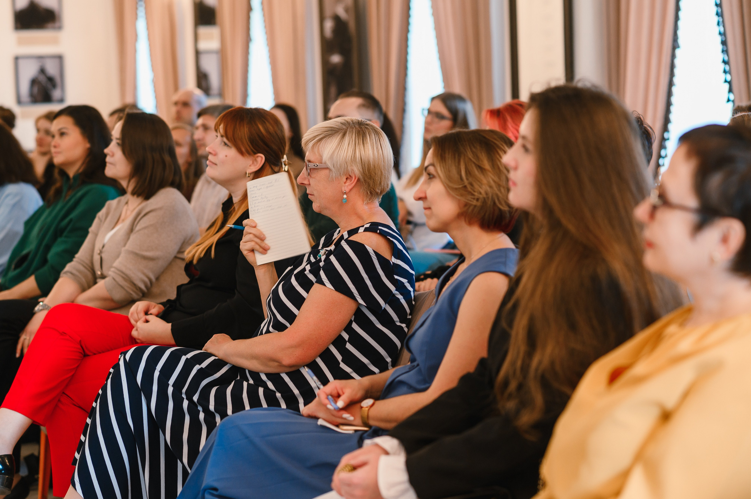 «Евгений Онегин»: лекция в особняке. Wedding and family photographer USA