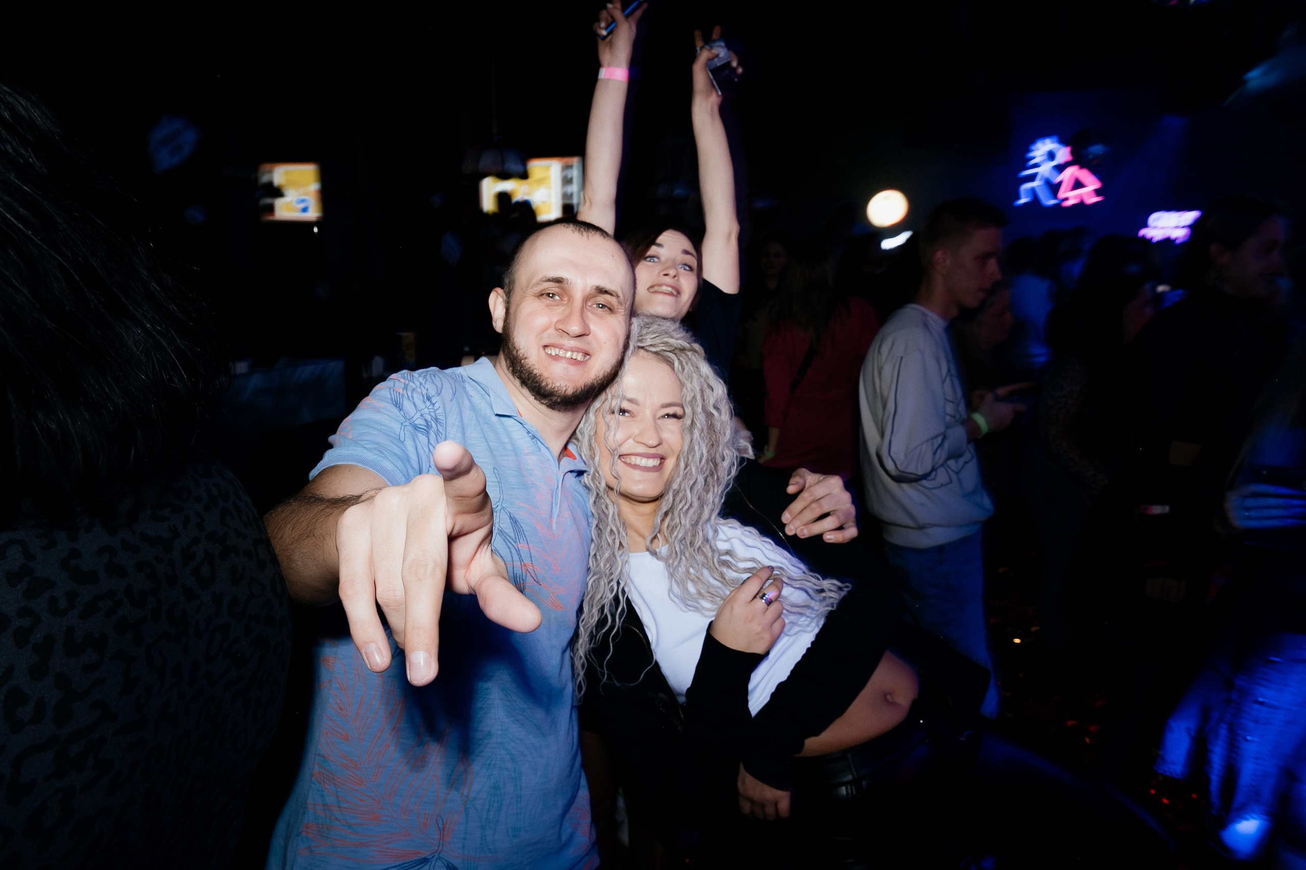 Фотосъемка открытия бара Руки Вверх. Свадебный фотограф Москва — Сергей и Татьяна