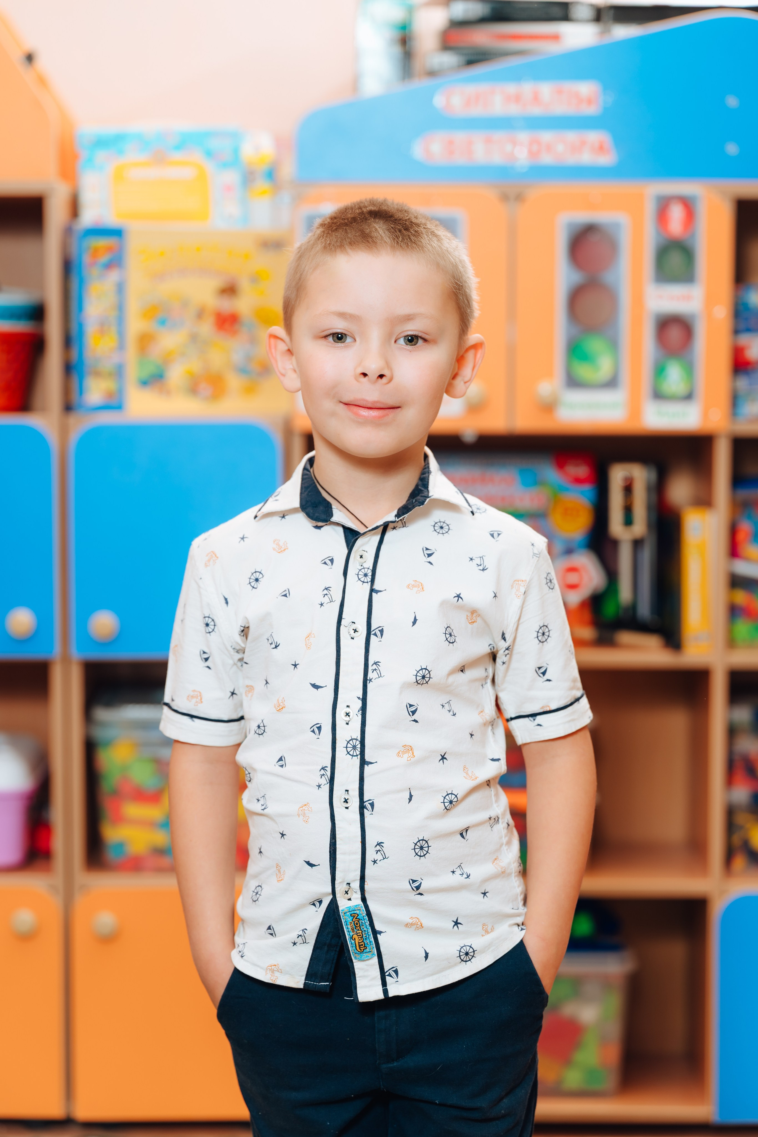 Портреты в интерьере группы. Детский и семейный фотограф Катерина Мишина