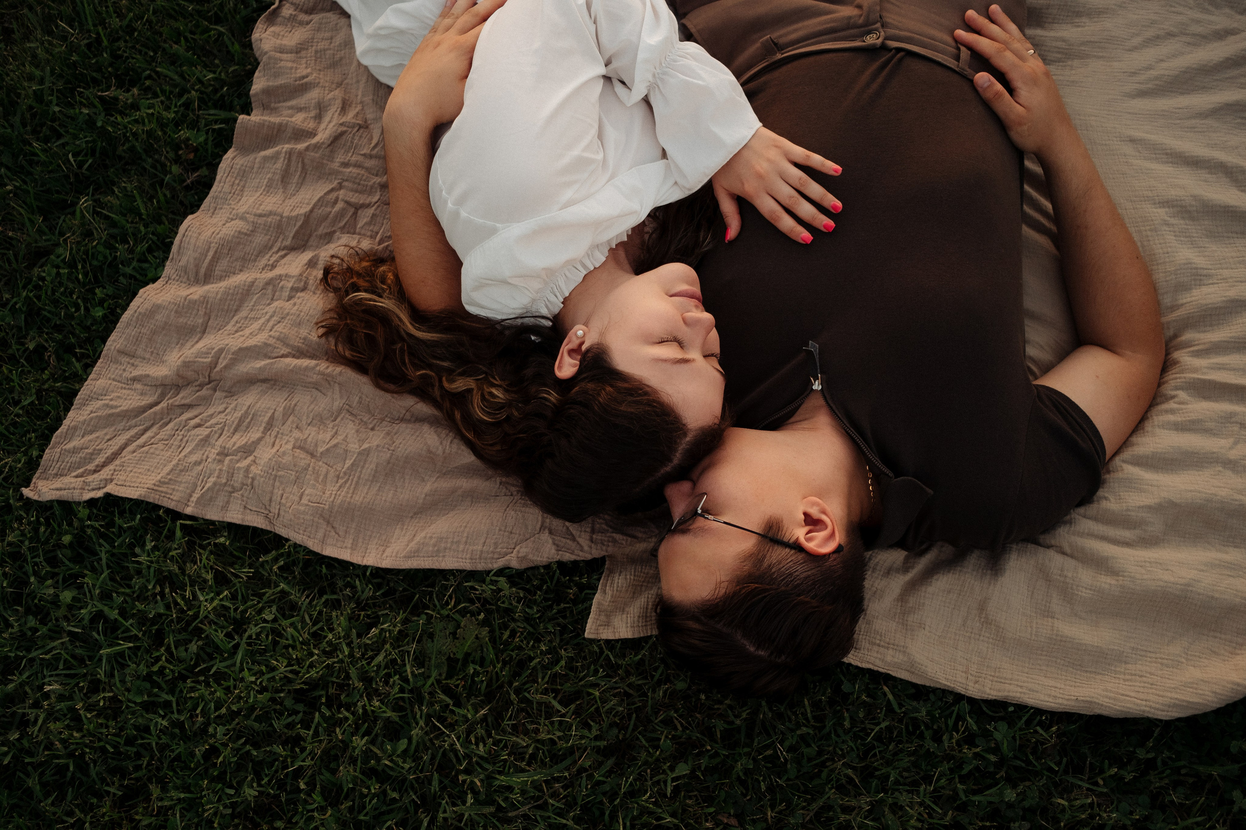 Фотосессии love story для двоих в Сочи, Сириусе и на Красной поляне. Семейный, свадебный фотограф Сочи, Адлер, Красная поляна