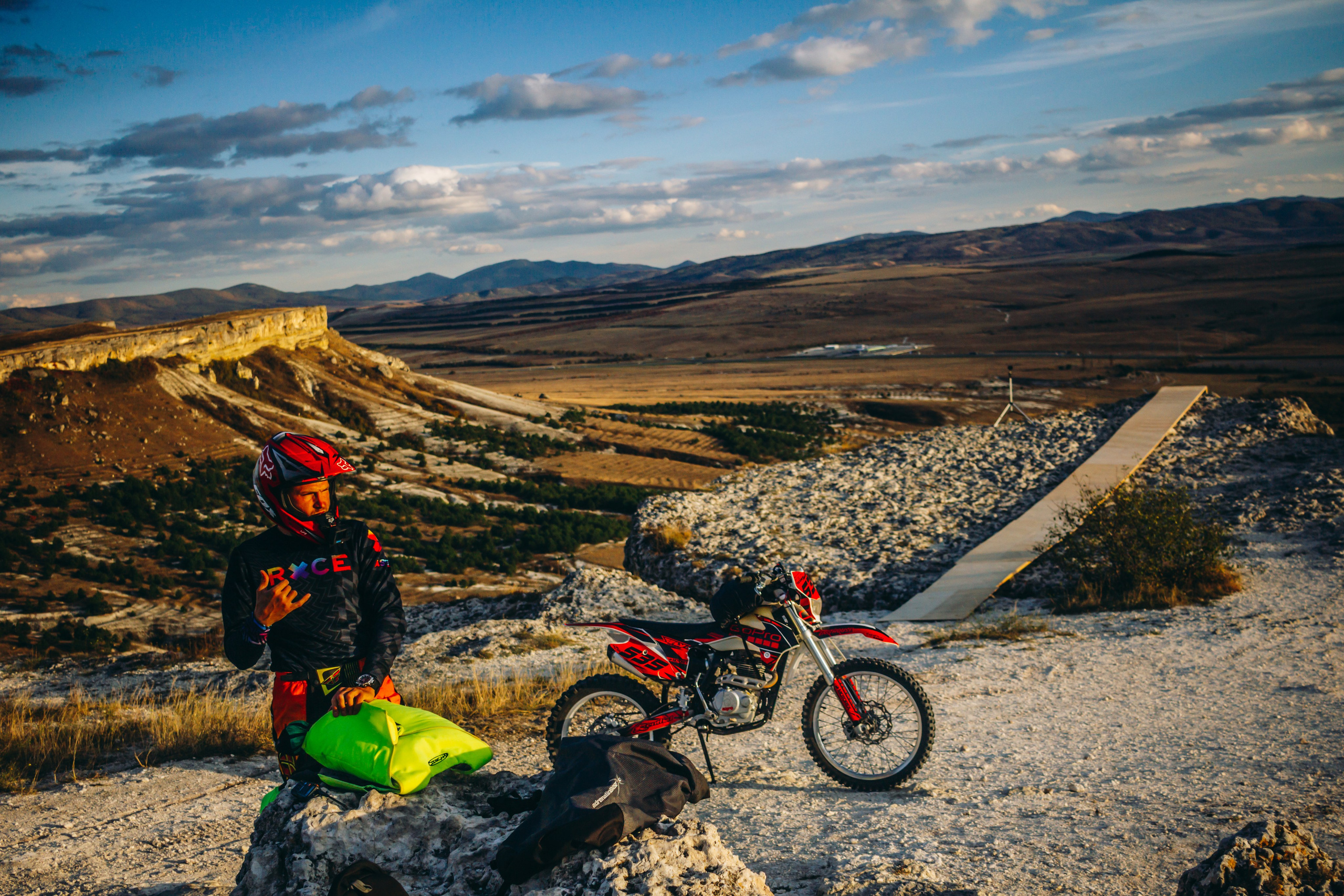 MOTOBASE. Фотограф в Крыму Григорий