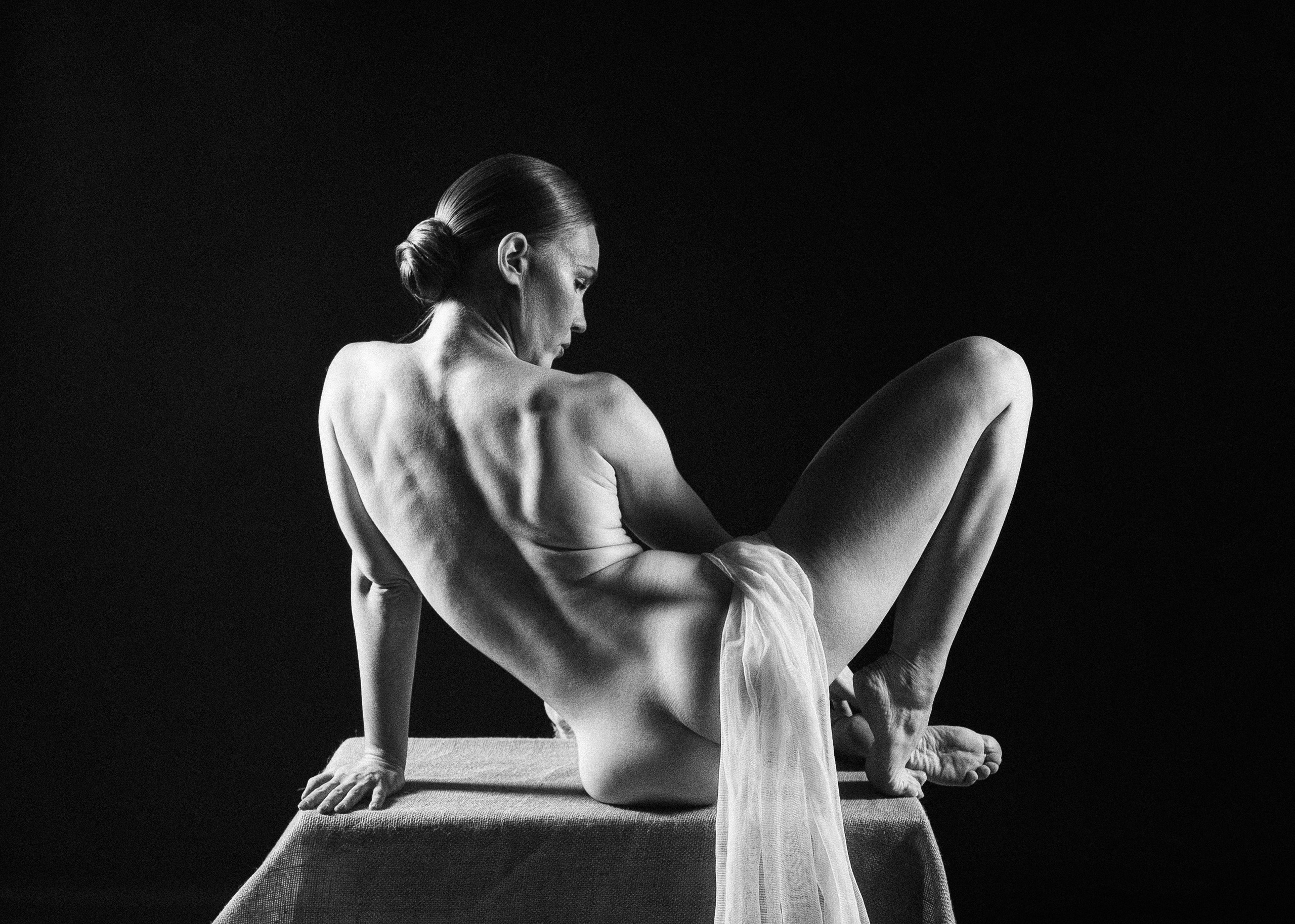 НЮ. НЮ/будуар фотограф в Серпухове Максим Салихов