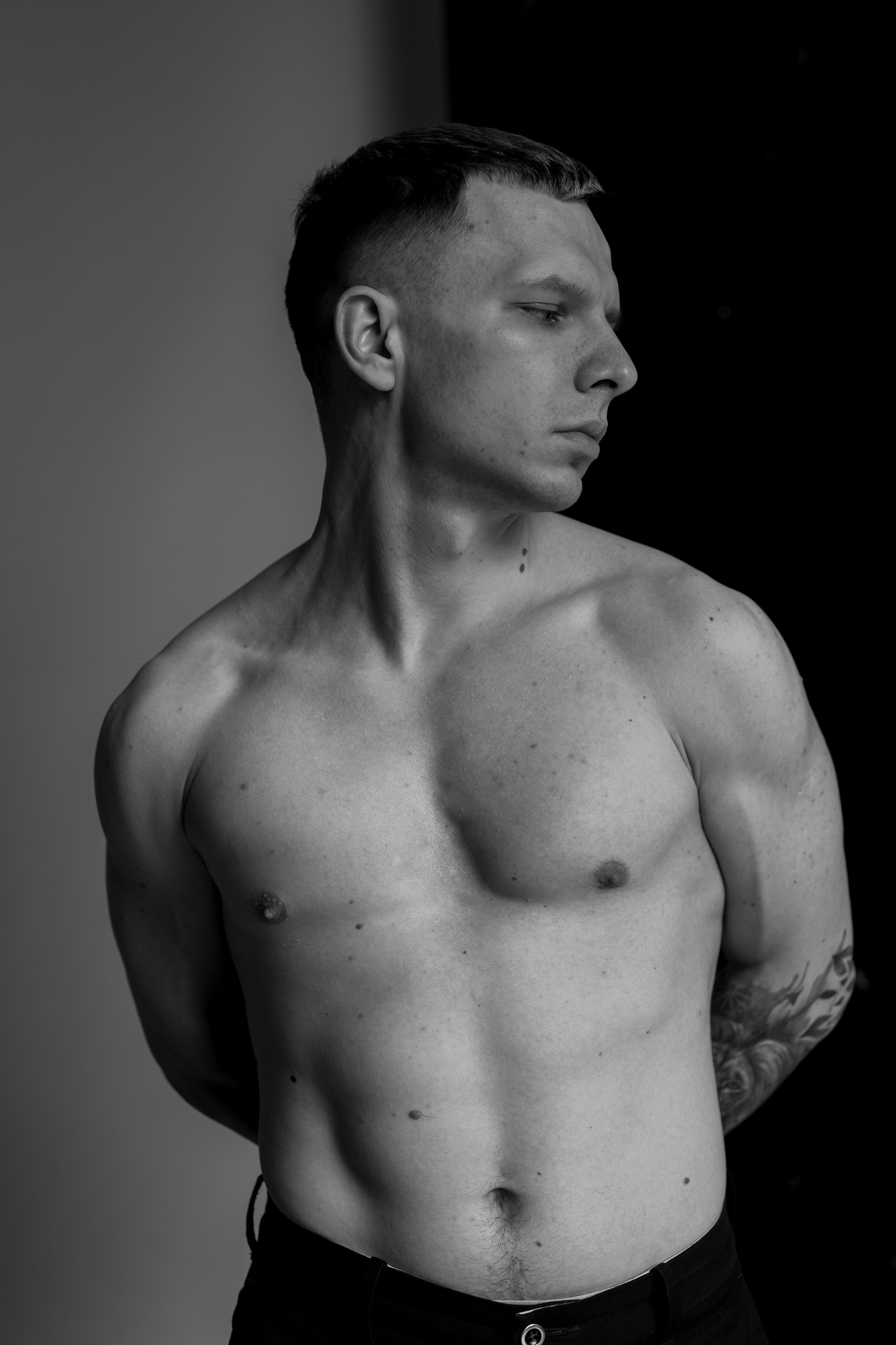 Мужская съёмка в студии. Фотограф Елизавета Потешкина