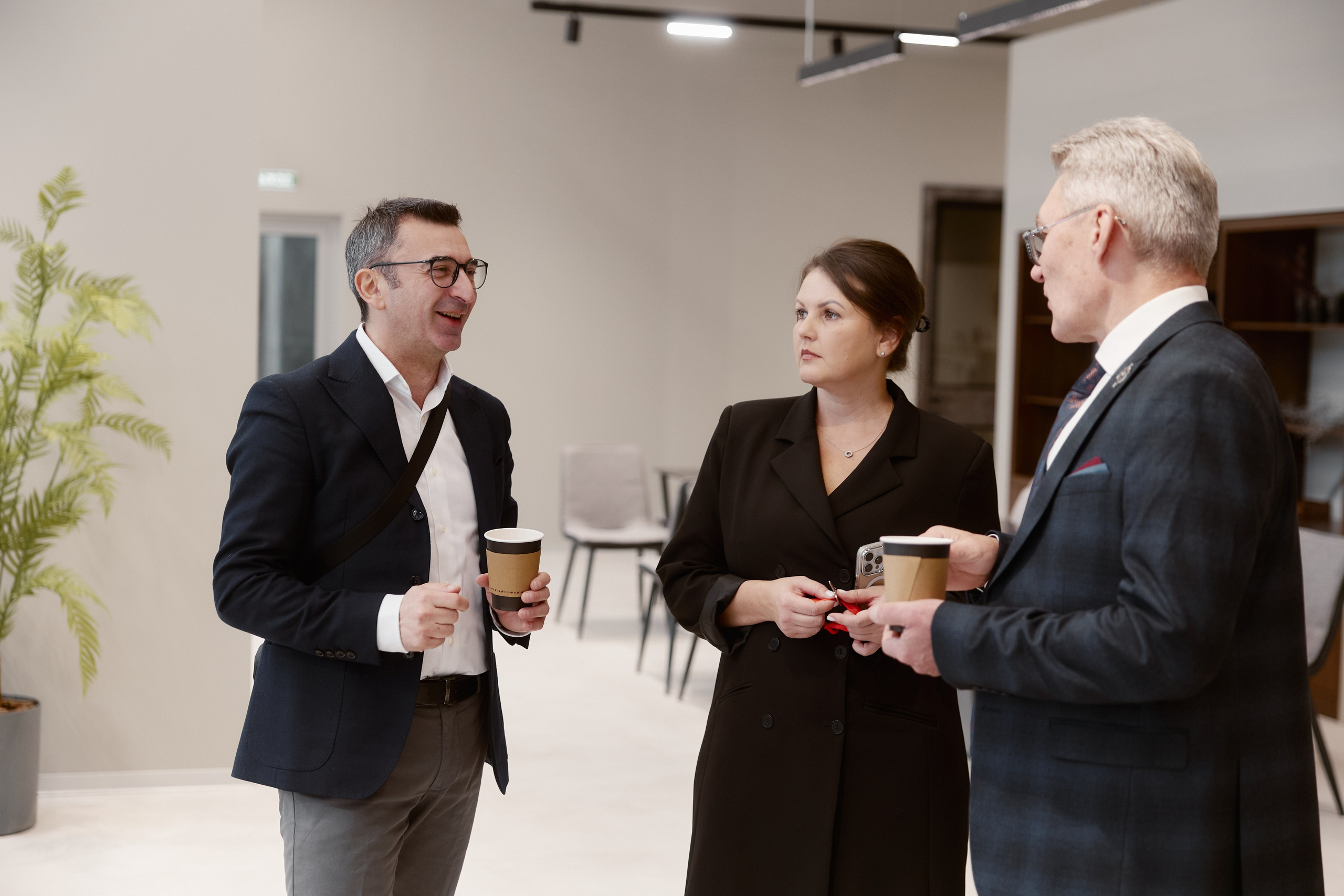 X15 Showroom. ФОТОГРАФ НА МЕРОПРИЯТИЕ ОТ СОЛЬ МЕДИА PRODUCTION