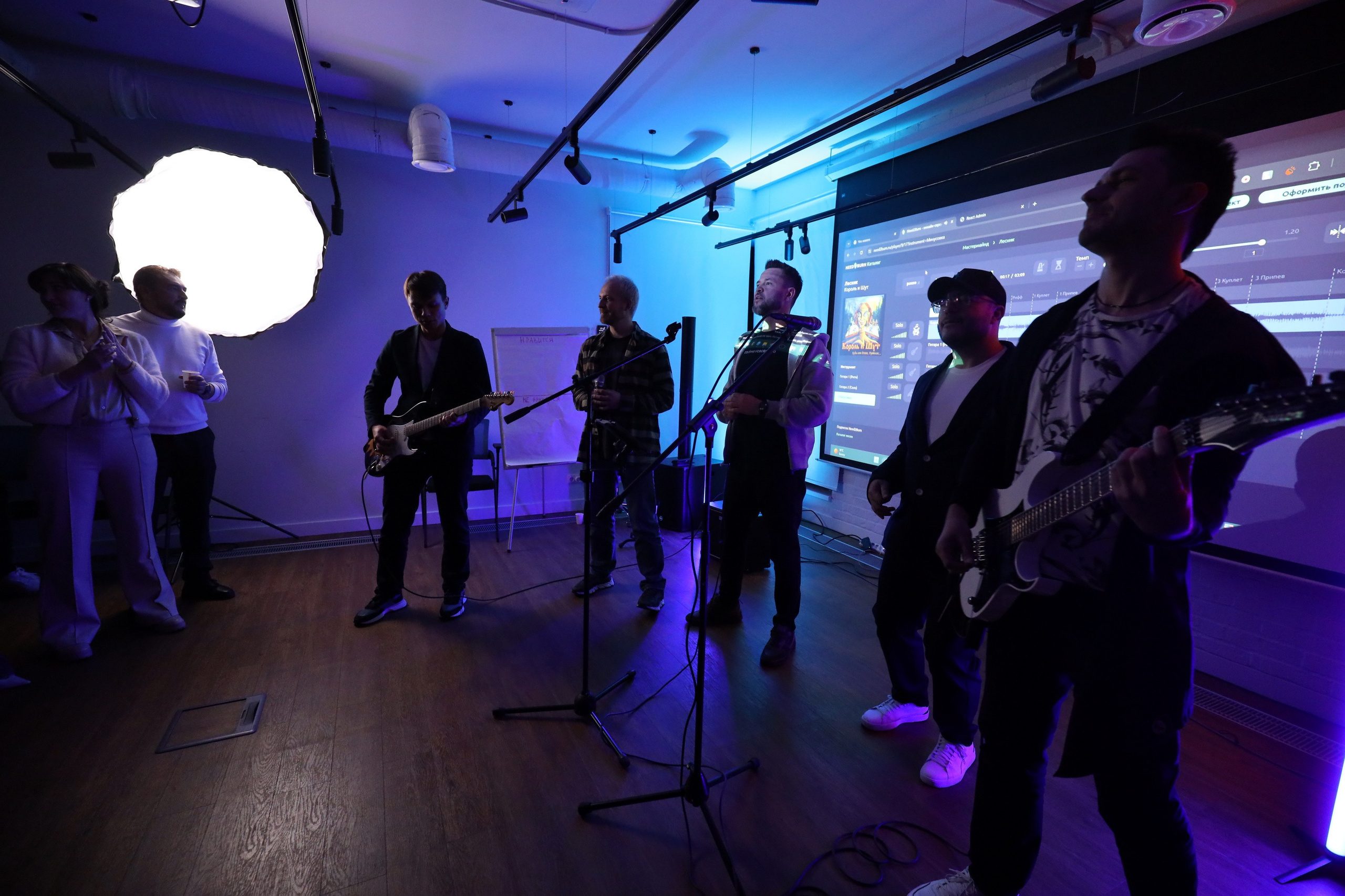 МастерМайнд 1.2. Съемка в студии под ваш запрос, студийные съемки, фотографии архитектурных объектов — Александр Евстигнеев — фотограф Москва