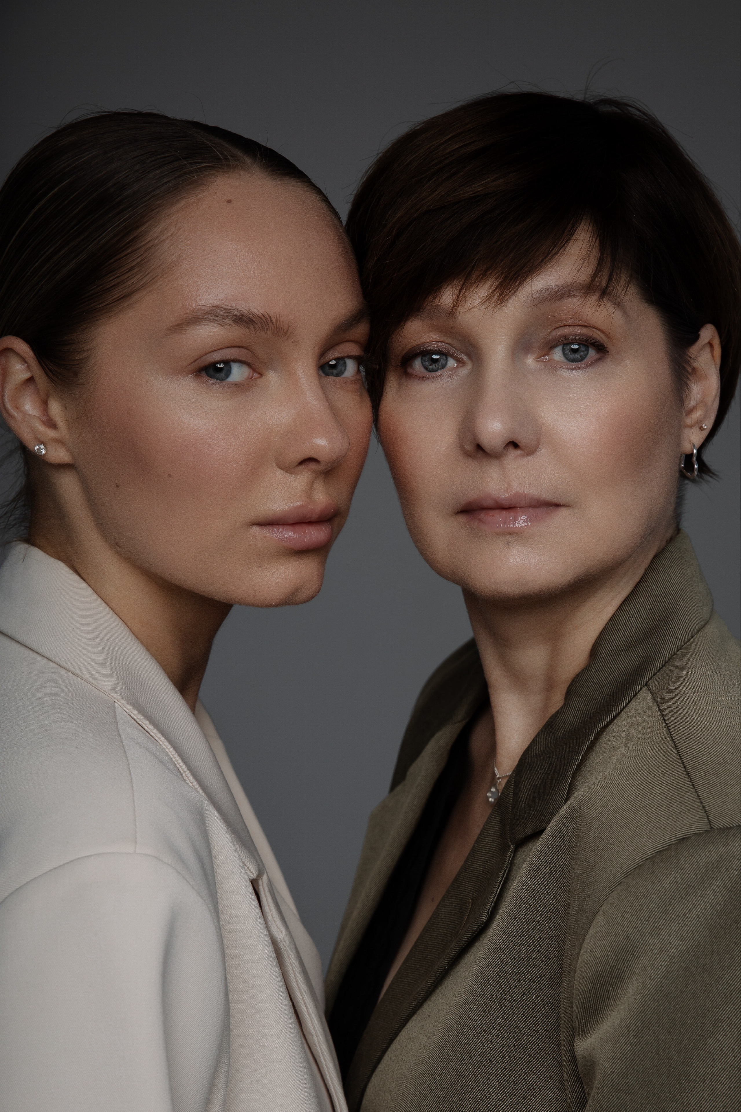 Мама и дочь, минимализм. СВАДЕБНЫЙ ФОТОГРАФ ЧЕЛЯБИНСК