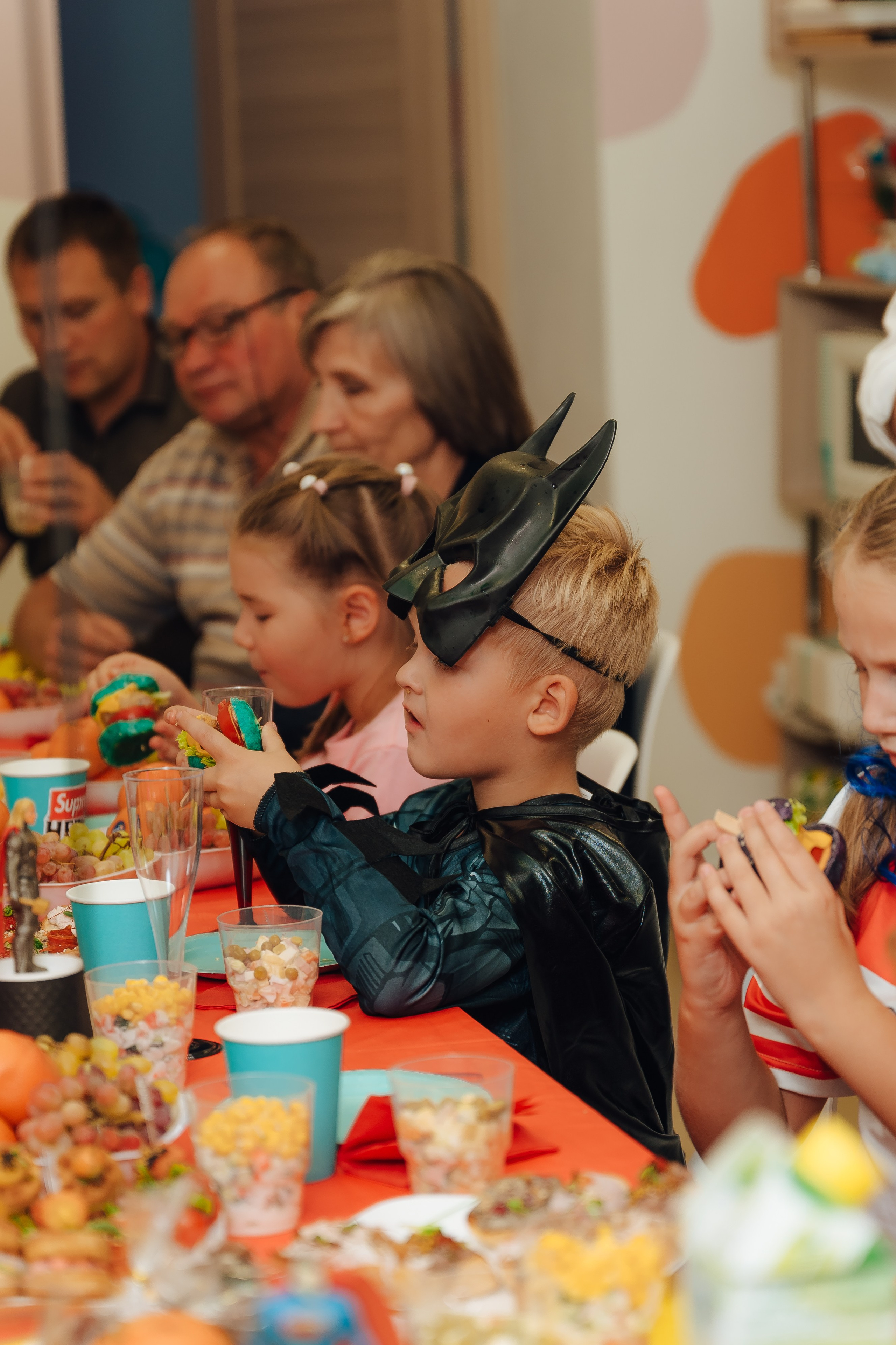 Праздник Льва в Мультифокс. Детский и семейный фотограф Катерина Мишина