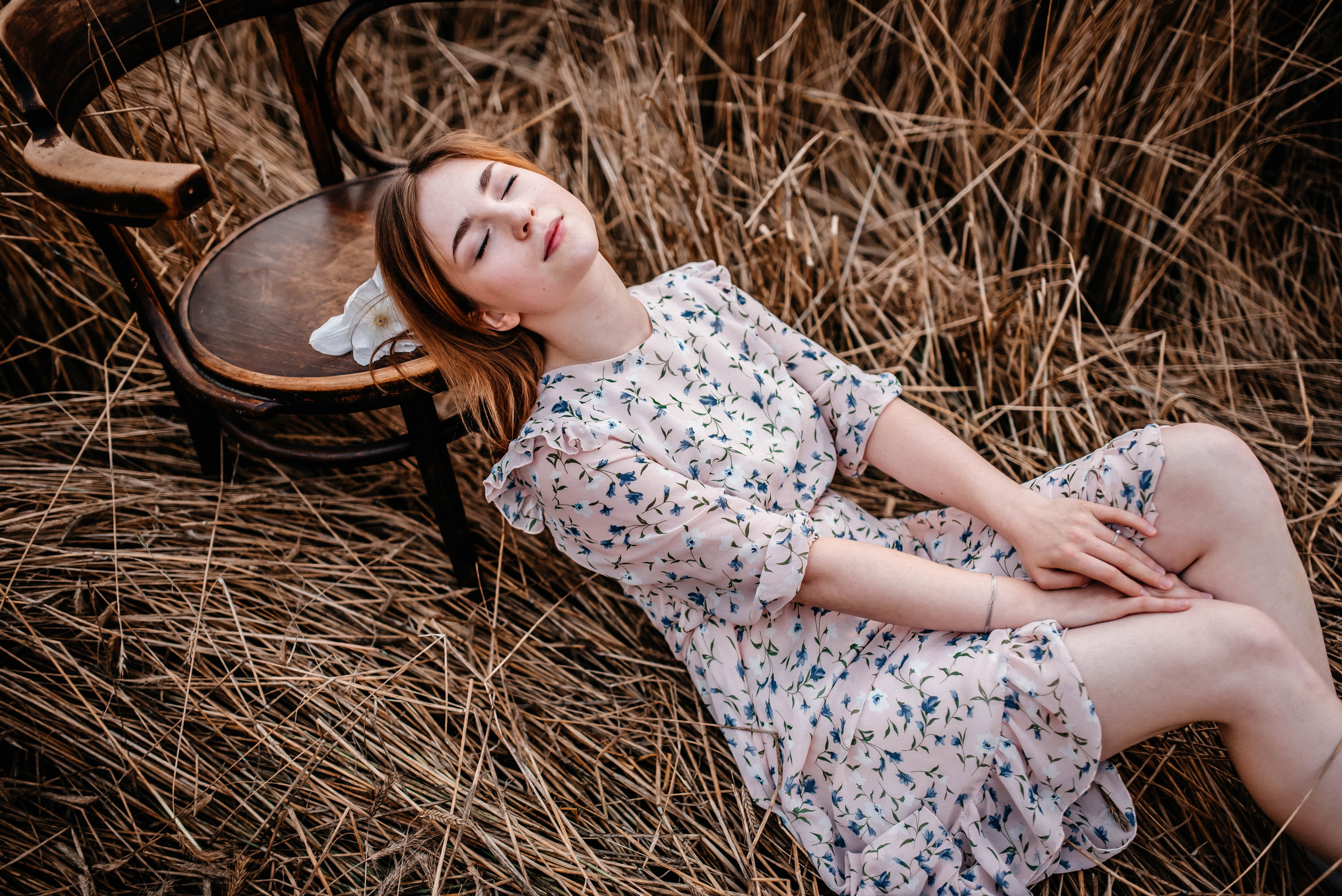 Маша, лето, закат. Главная