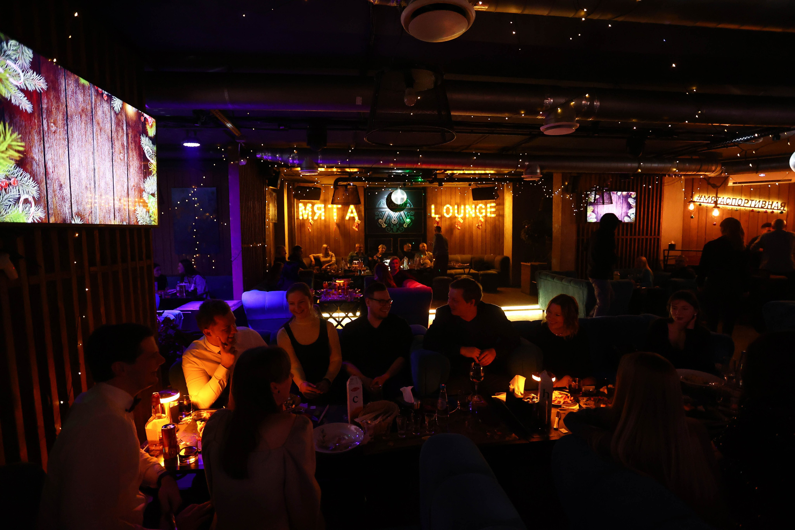 15/12/23 Новогоднее караоке в Мята Спортивная. Мята Спортивная — Кальянная, караоке, бар в Минске