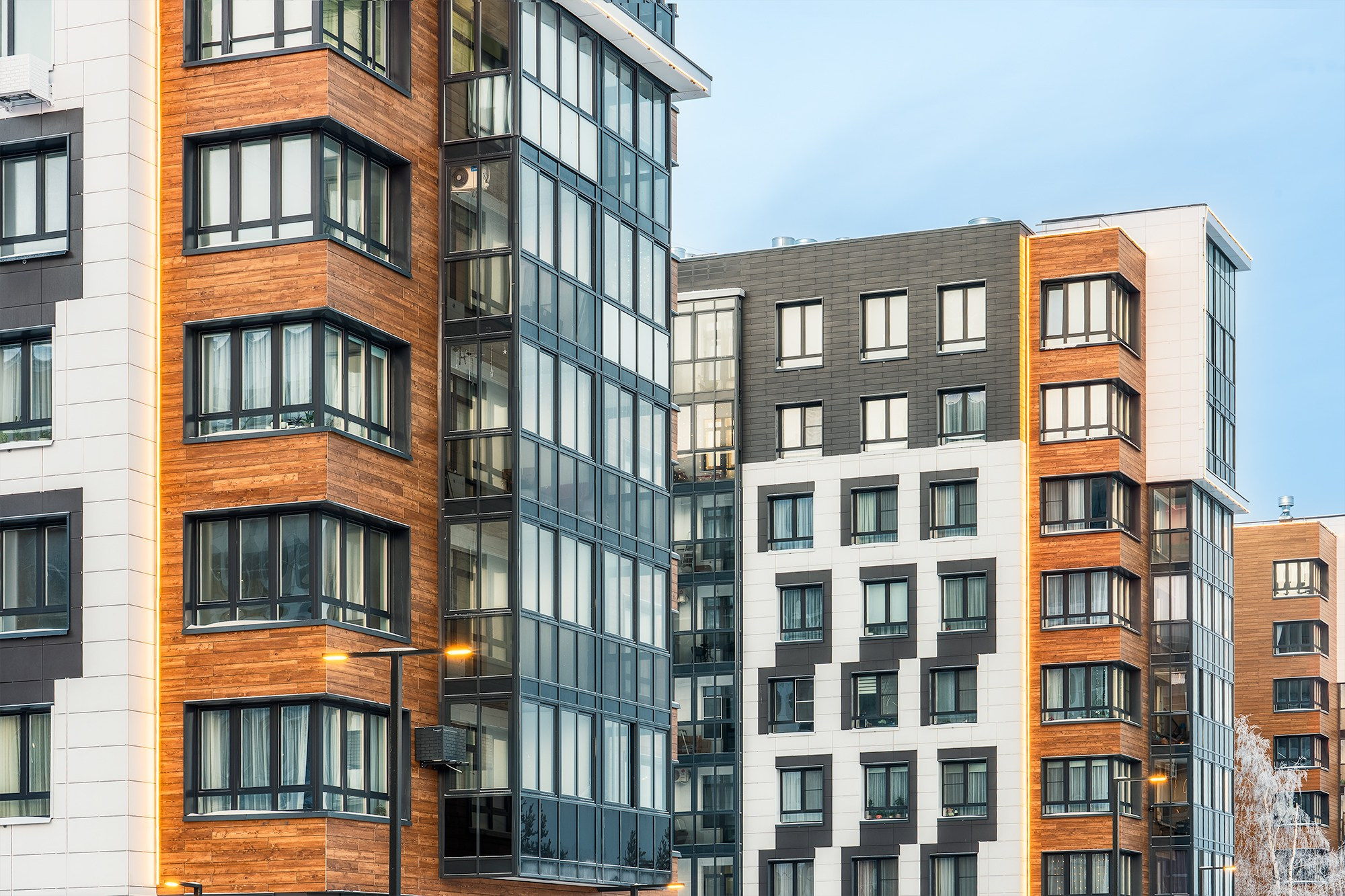 Фасад жилого комплекса	Аквилон Reka, г. Архангельск Фото для застройщика Аквилон, фотограф Александр Ермолин