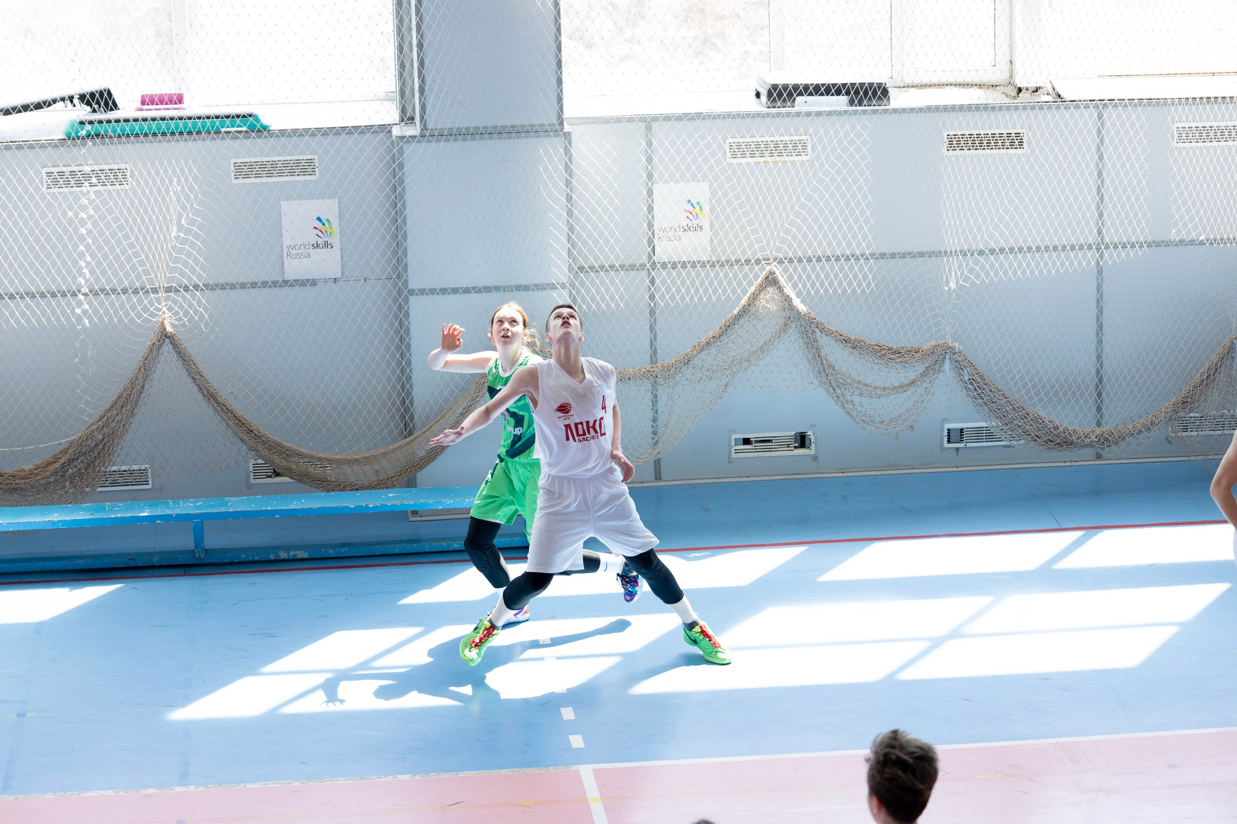 Соревнования по баскетболу среди школьников. Репортажный и портретный фотограф в Владивостоке