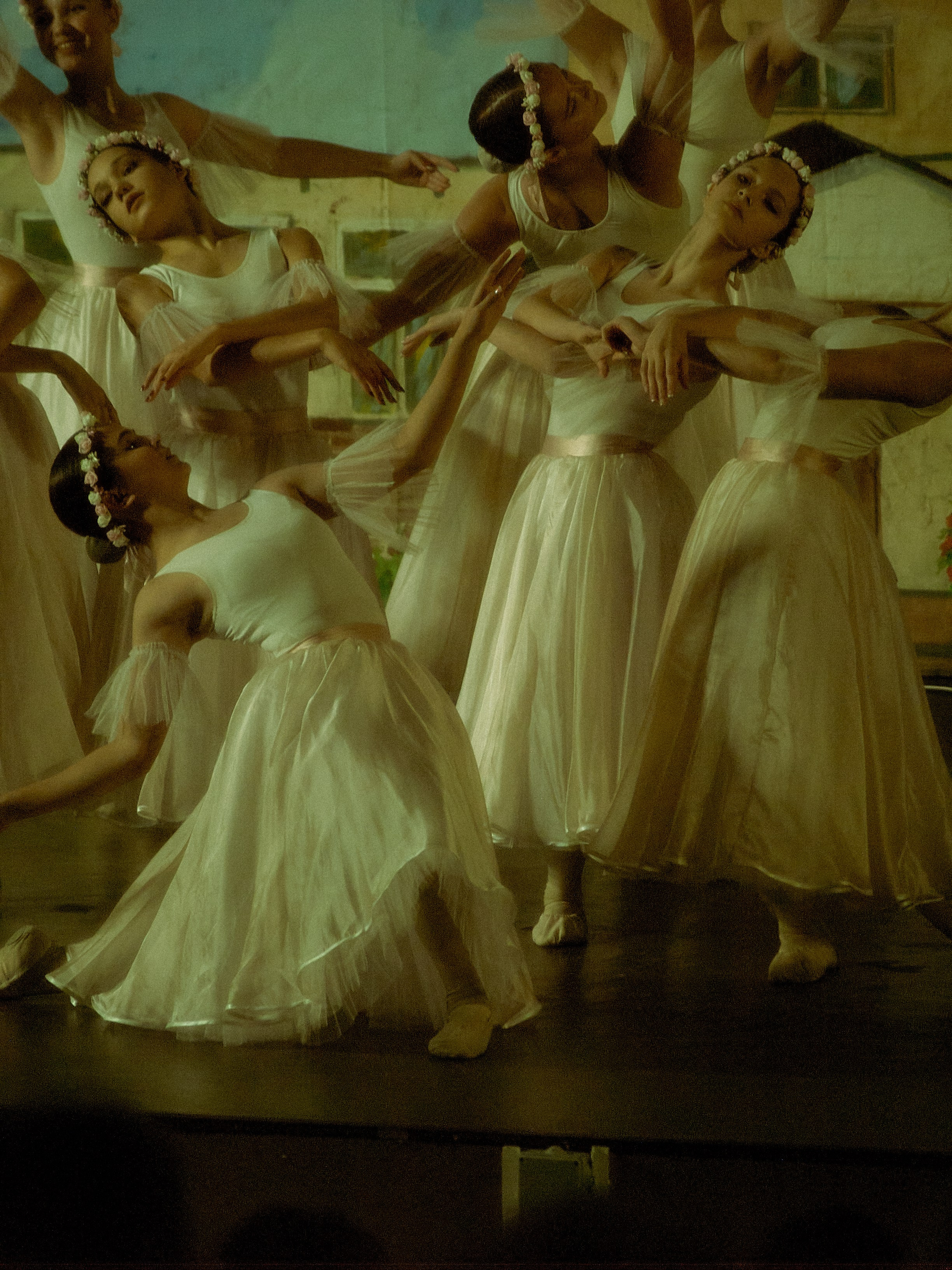 Silence between the notes. Фотограф Елизавета Маслова. Москва. Art, Fashion