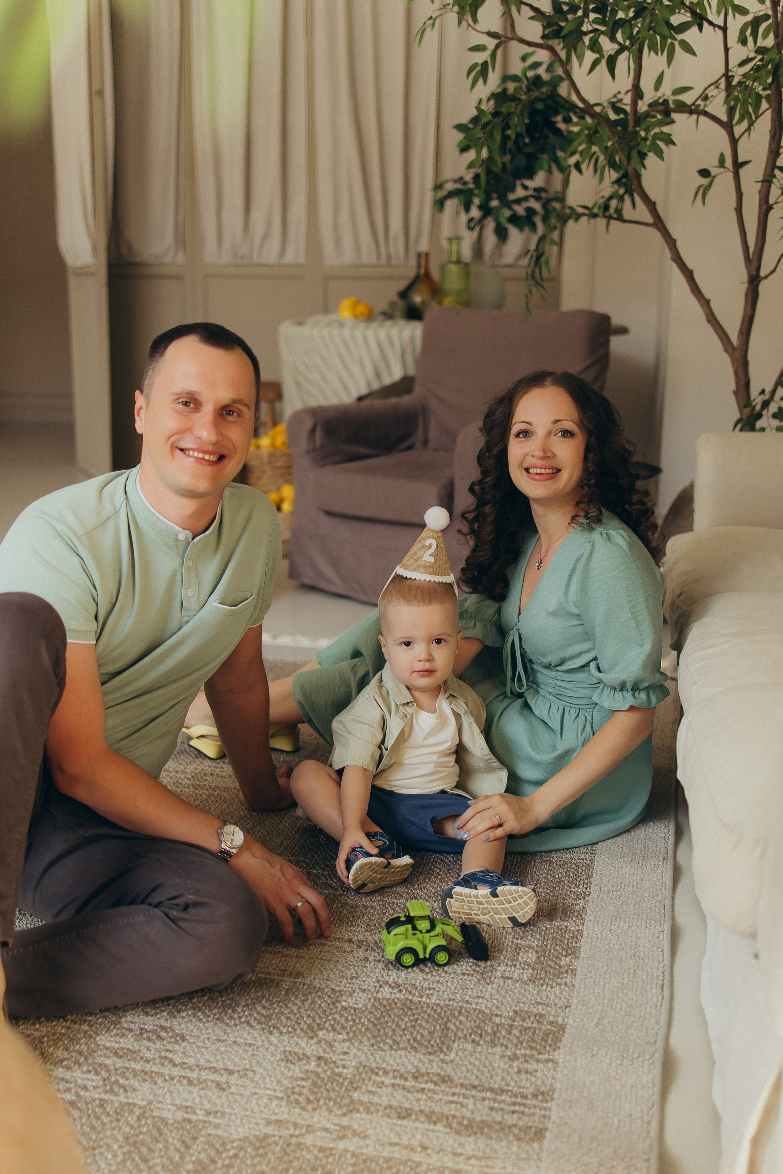 К двум годам Платона — зал Серена. Семейный фотограф в Краснодаре Храмова Анна