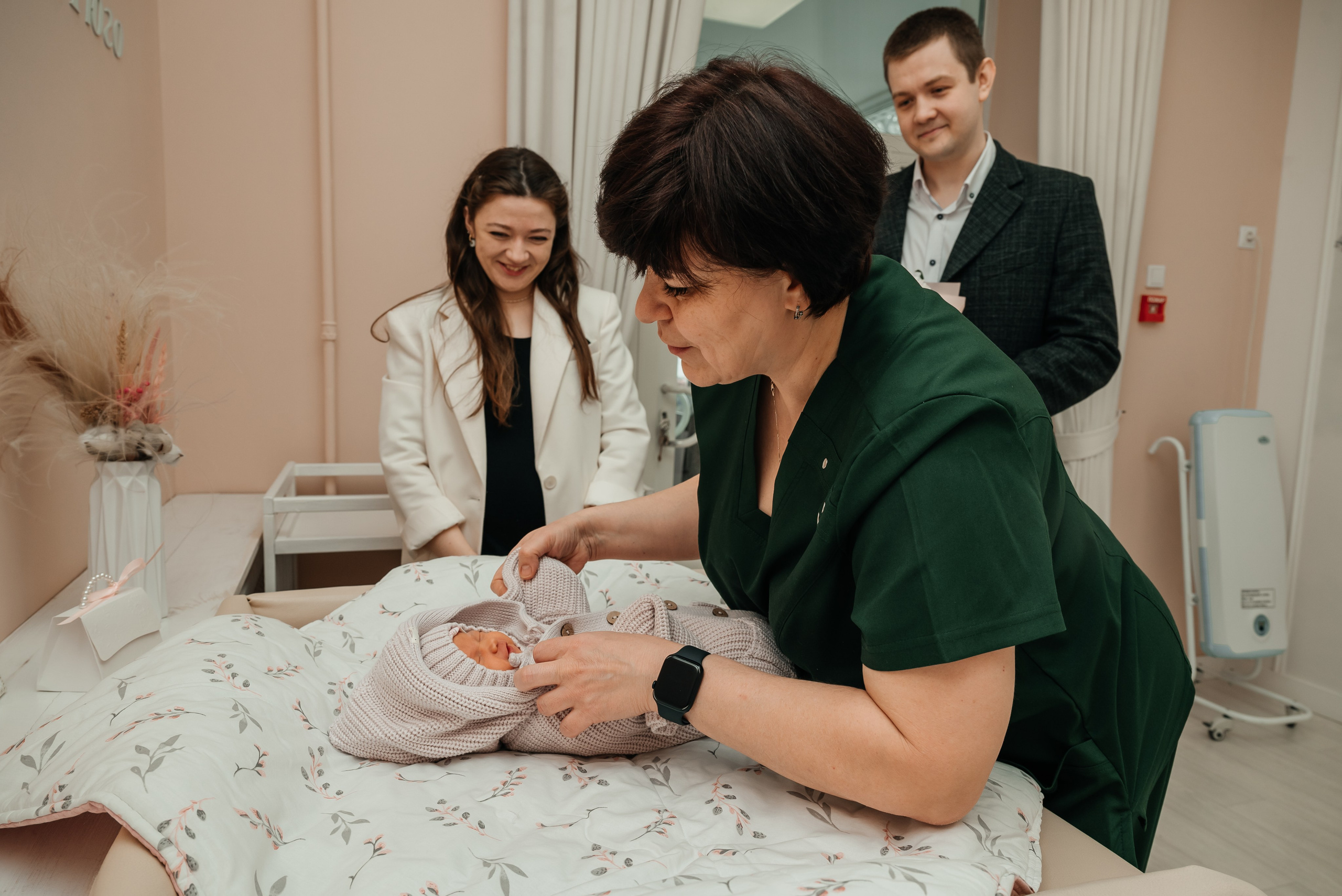 Фотосессия выписки из роддома ЦГБ. Семейный и детский фотограф Кущ Наташа