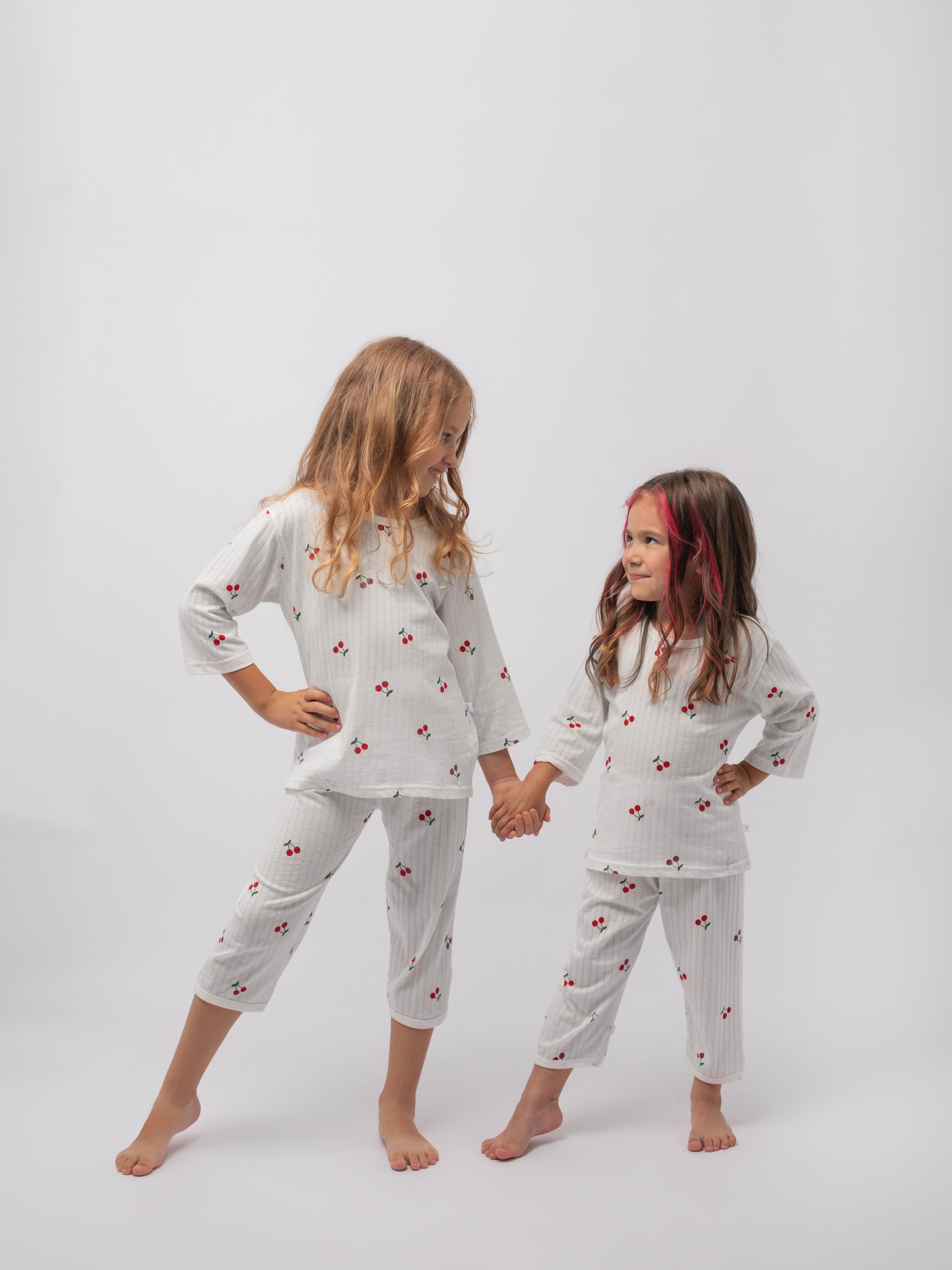 Пижама для девочек. Фотостудия предметной и модельной съёмки для маркетплейсов