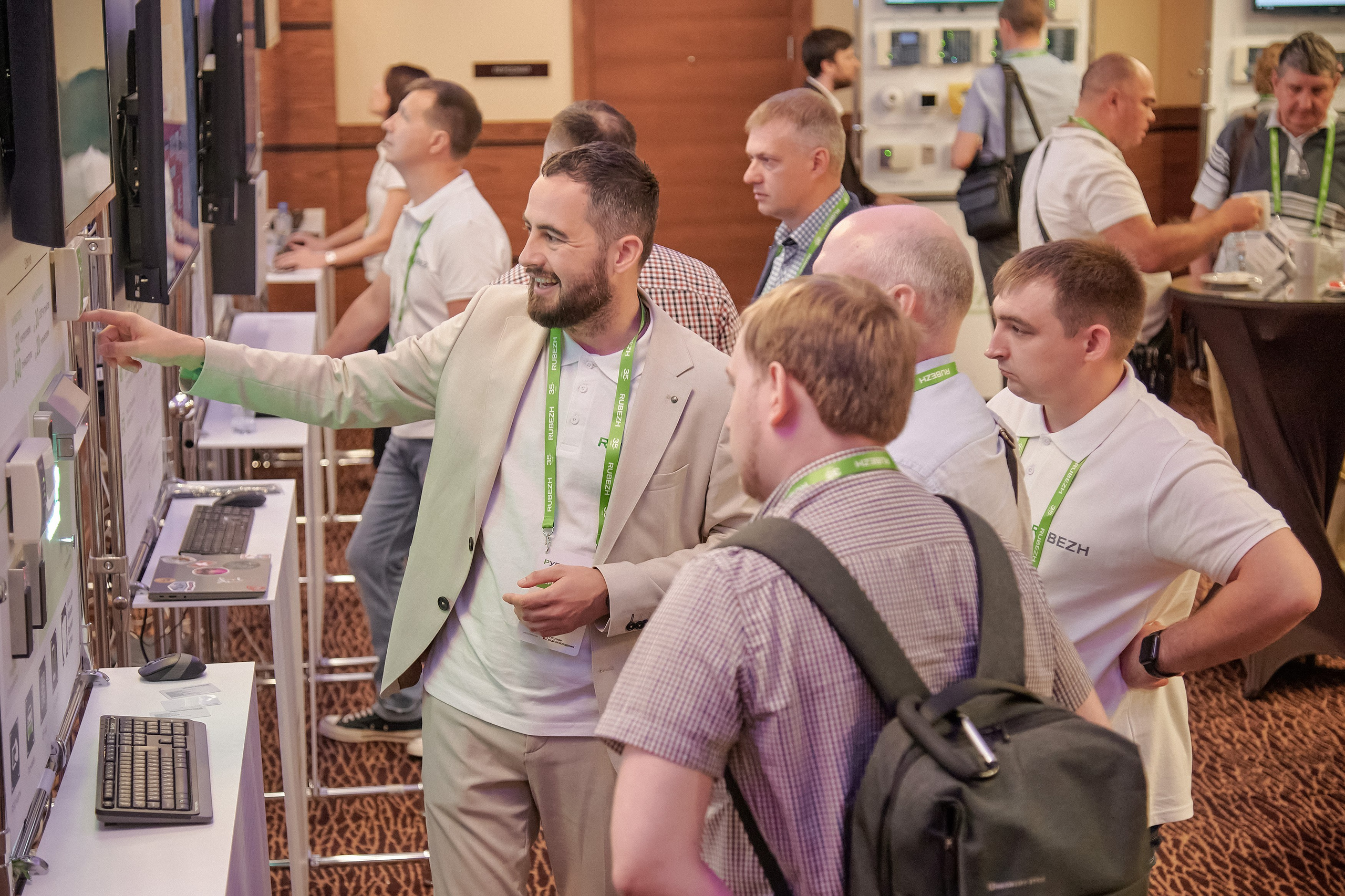 Портфолио репортажной фотосъёмки: "Рубеж" Системы видеонаблюдения. Фотограф Яковлев Роман — Красноярск