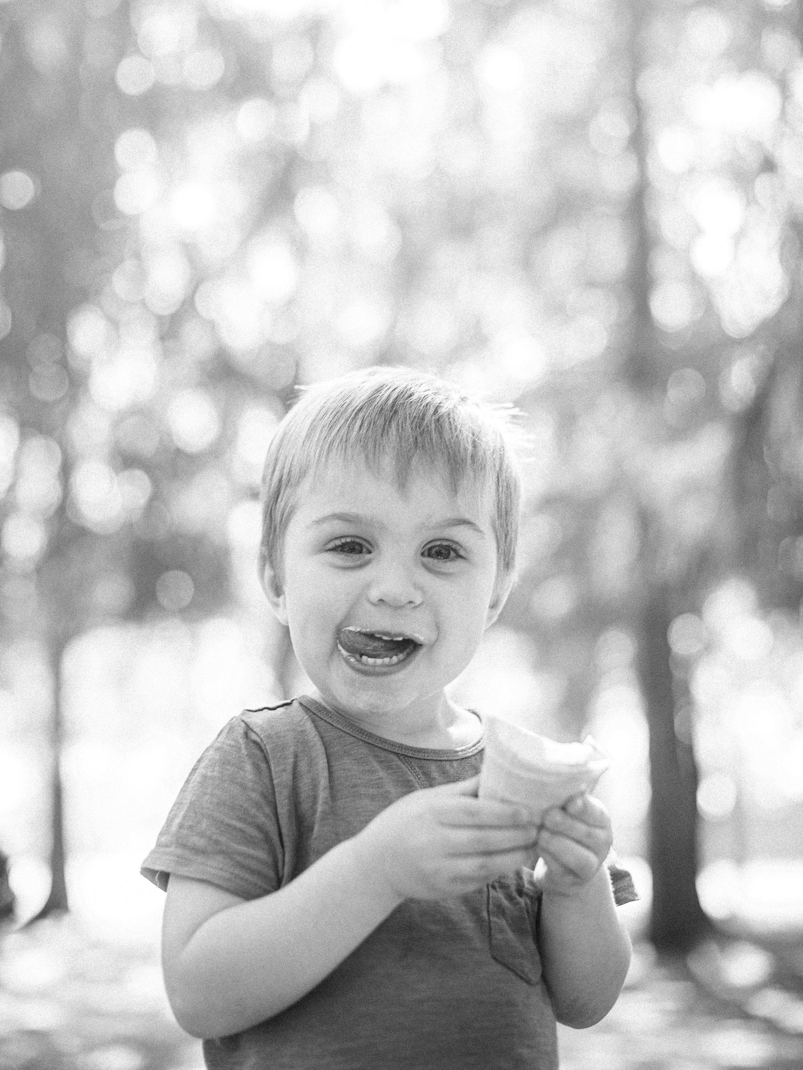 Игорь, Мила и Михаил Игоревич, домашняя история. Фотограф Денис Неместо, портрет, репортаж