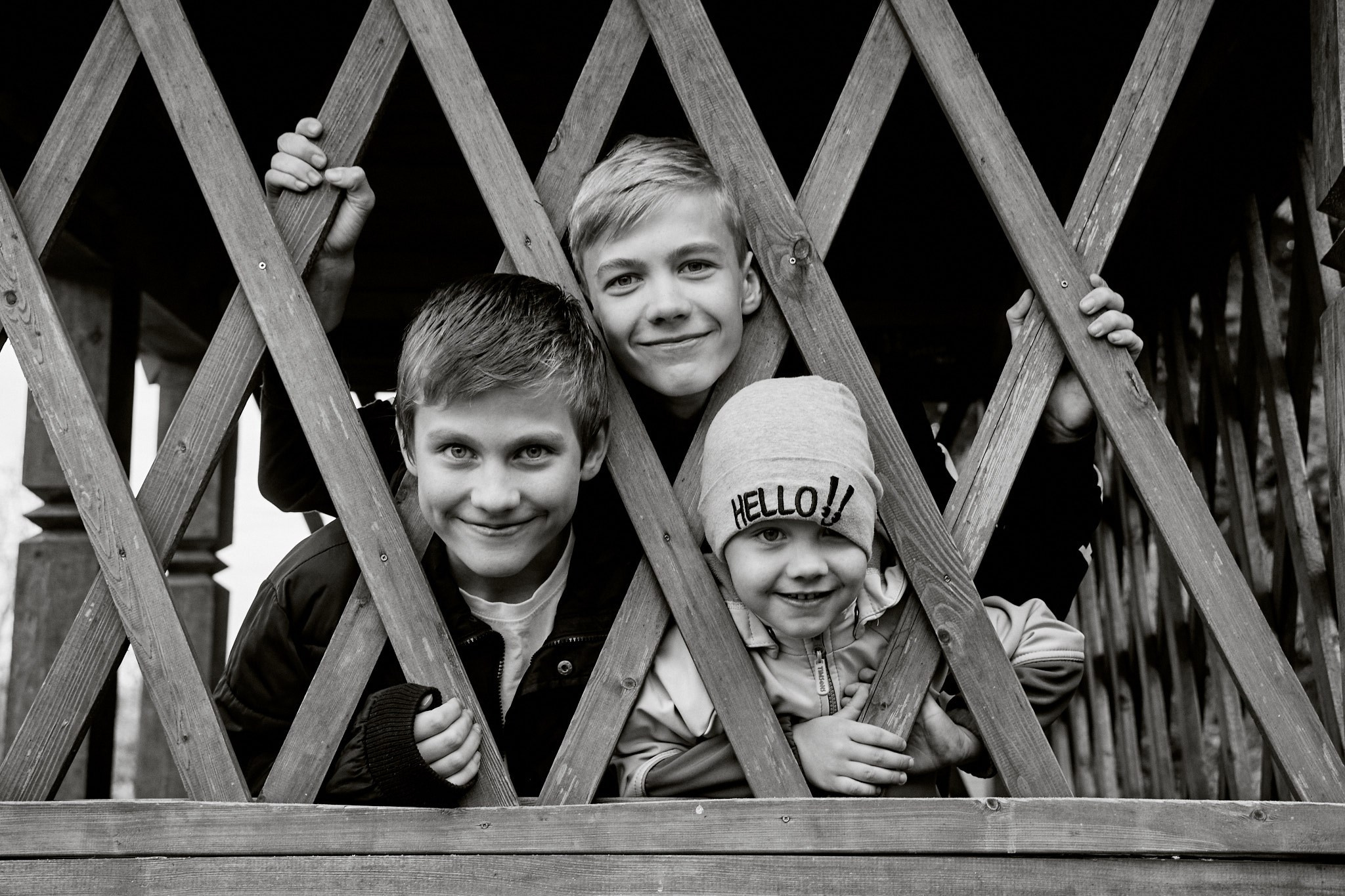 Прогулка с семьёй Виктора и Екатерины. Свадебный и семейный фотограф в г. Волхов Алексей Кочерыжкин