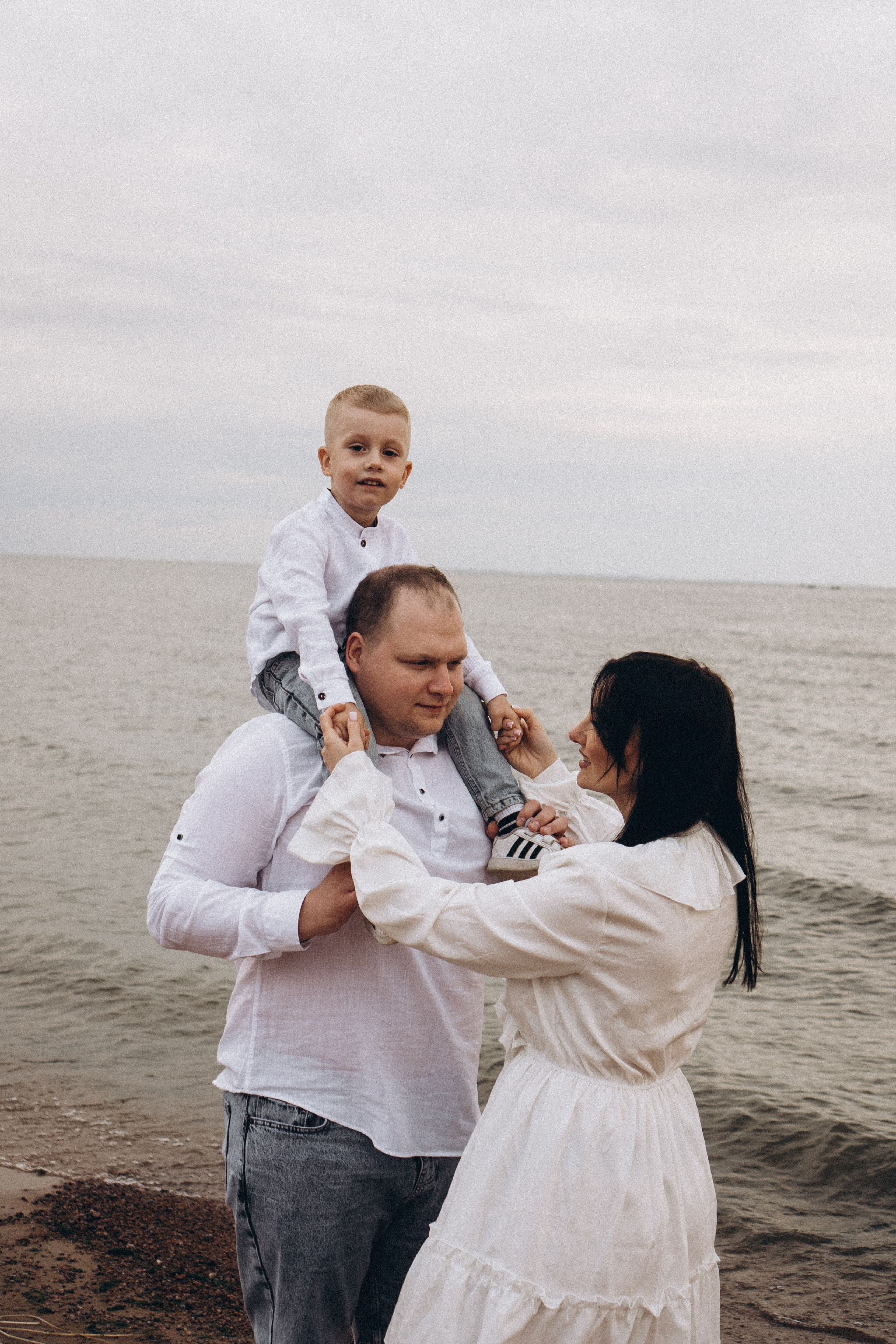 Семейная история на берегу залива. Профессиональный фотограф, Санкт-Петербург — Виктория Богомолова