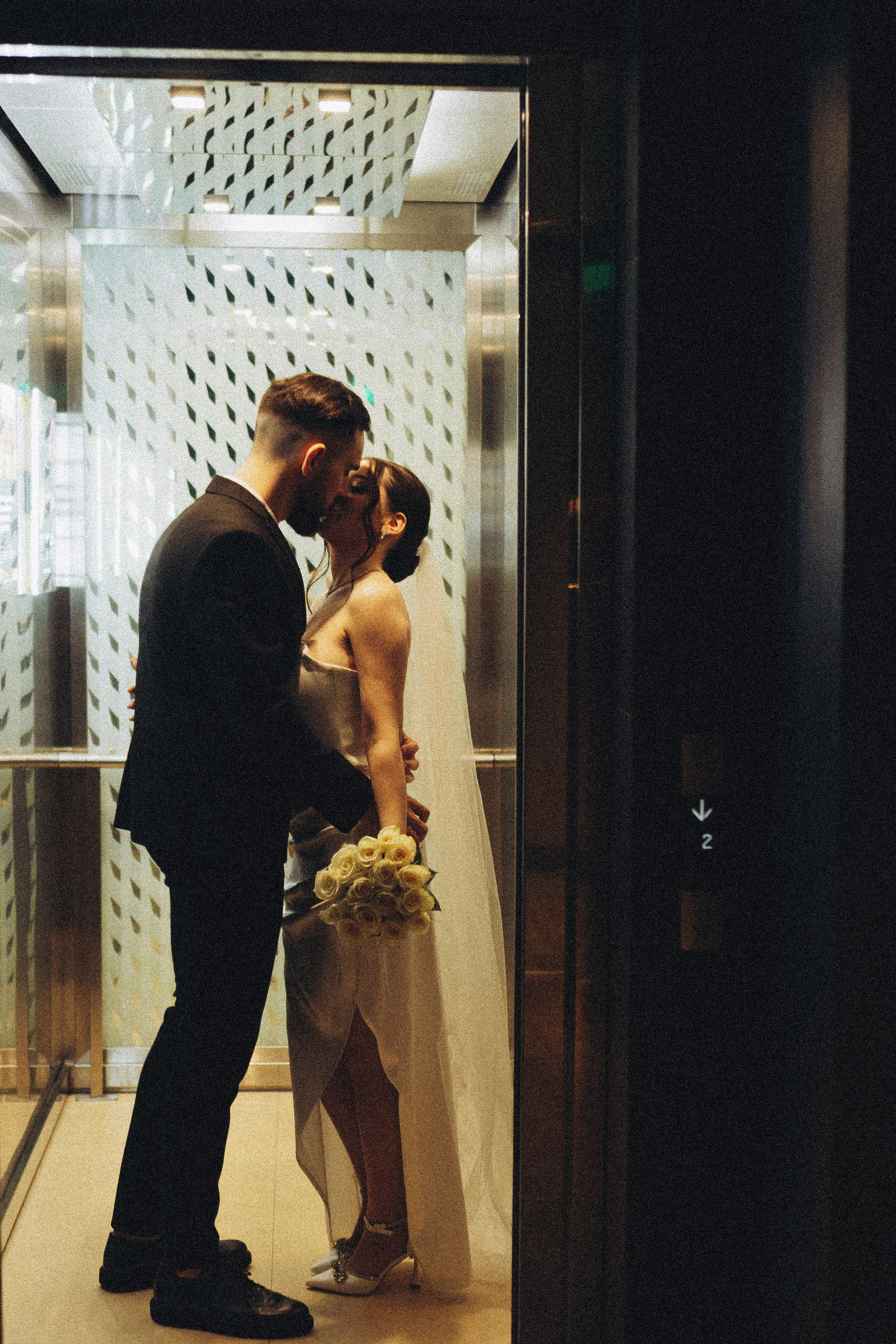 СВАДЕБНАЯ СЬЕМКА СБОРОВ ЖЕНИХА И НЕВЕСТЫ В ОТЕЛЕ И ТАКЖЕ ФОТОСЕССИИЯ В ОТЕЛЕЕ МЕГАПОЛИС БРЯНСК. Профессиональный фотограф, Санкт-Петербург — Виктория Богомолова