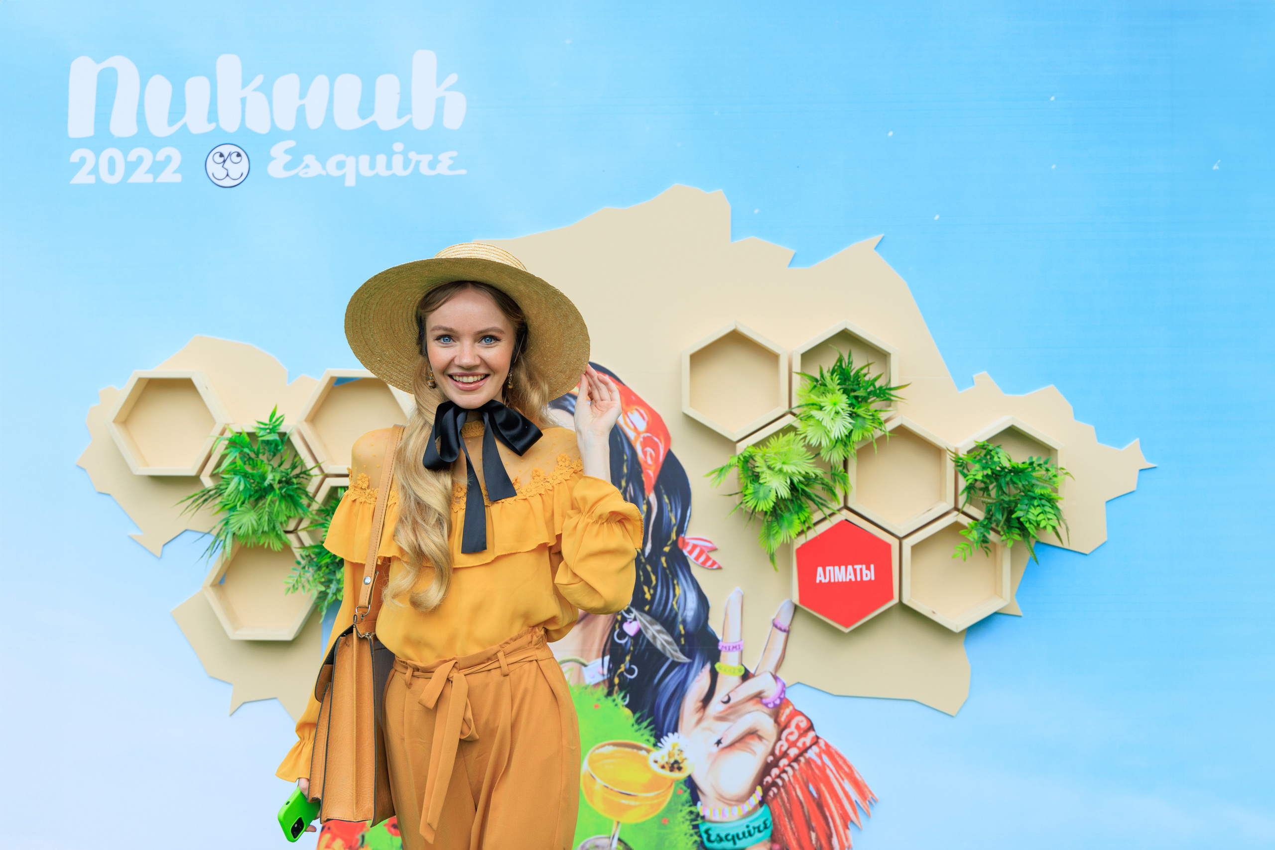 Бизнес-фотограф в Алматы — корпоративные съёмки, деловые портреты и репортажи. Профессиональный фотограф в Алматы