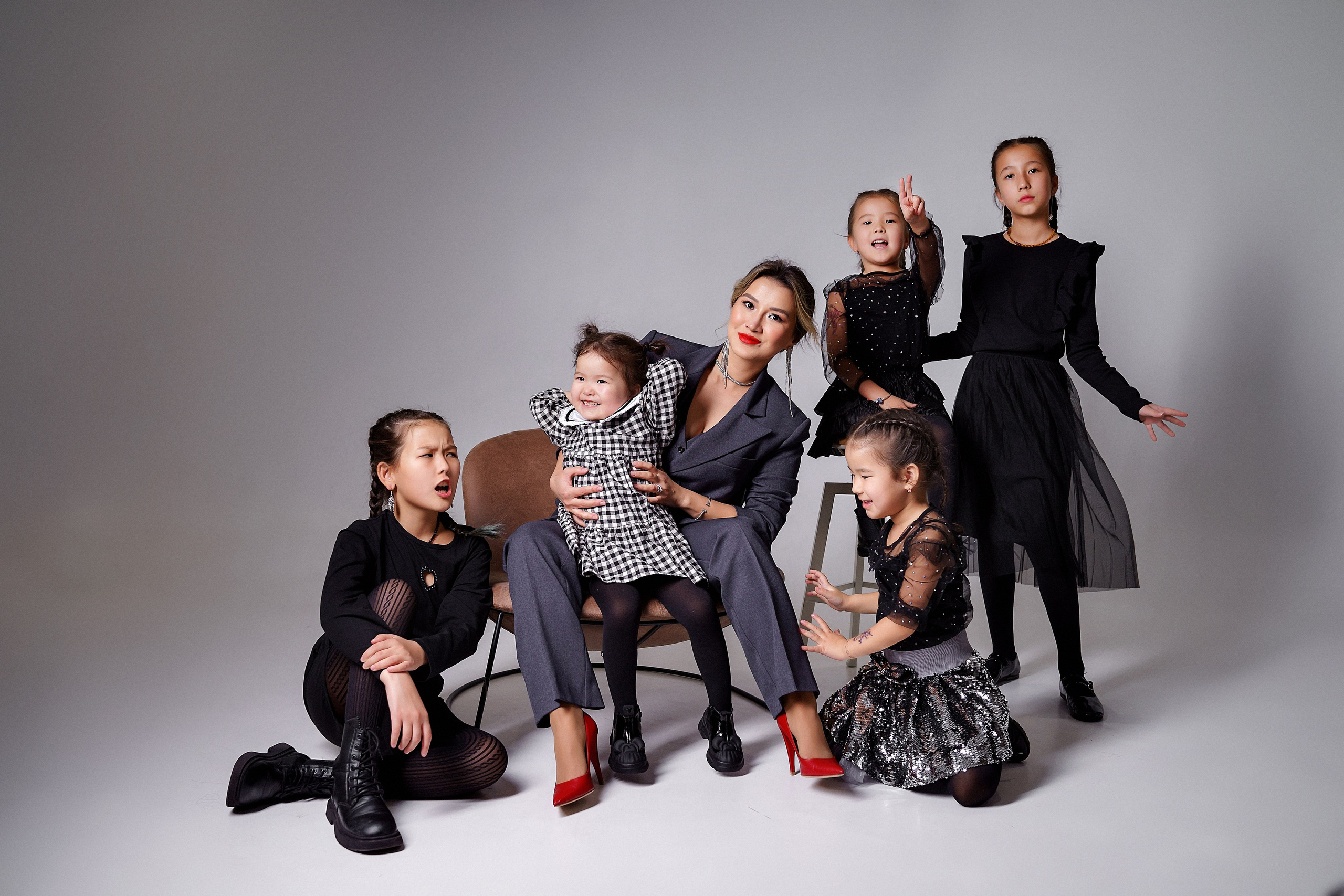 Касиет студия ENVI. Семейный фотограф, женский фототерапевт