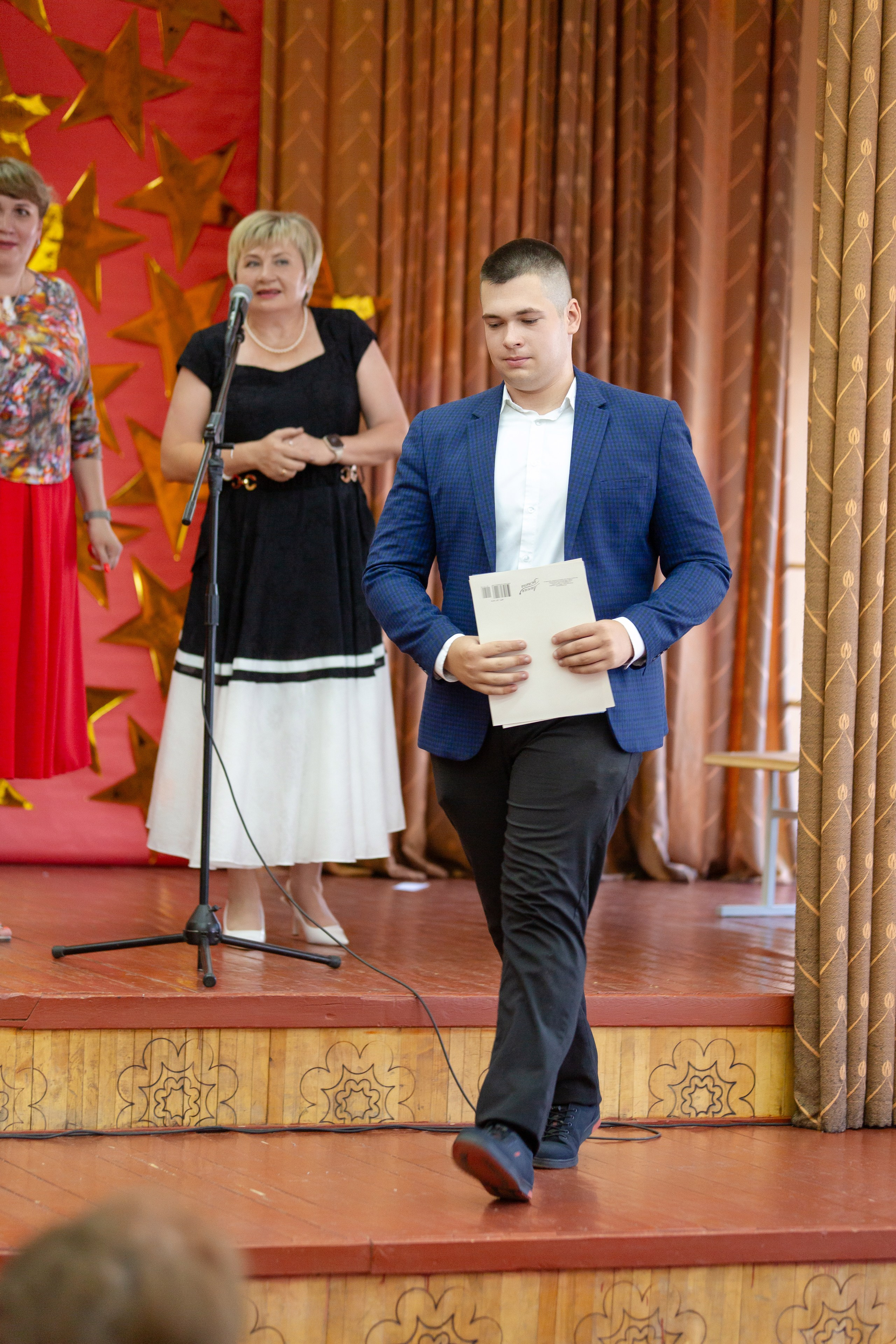 ВРУЧЕНИЕ ДИПЛОМОВ 9 ШКОЛА 2024 г. ТВОЙ АЛЬБОМ / ТВОИ ПРАВИЛА