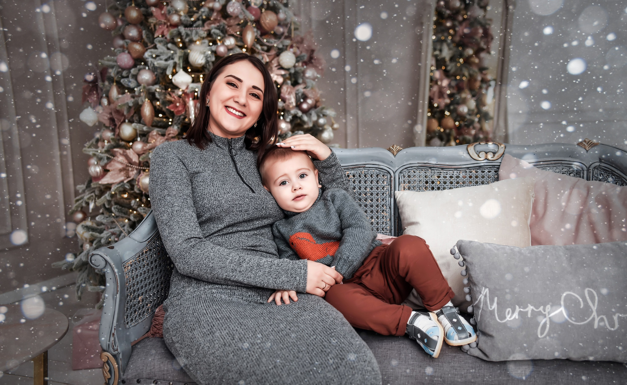 Новогодняя семейная. Свадебный, семейный, детский, контент фотограф в Омске Максим Ильин