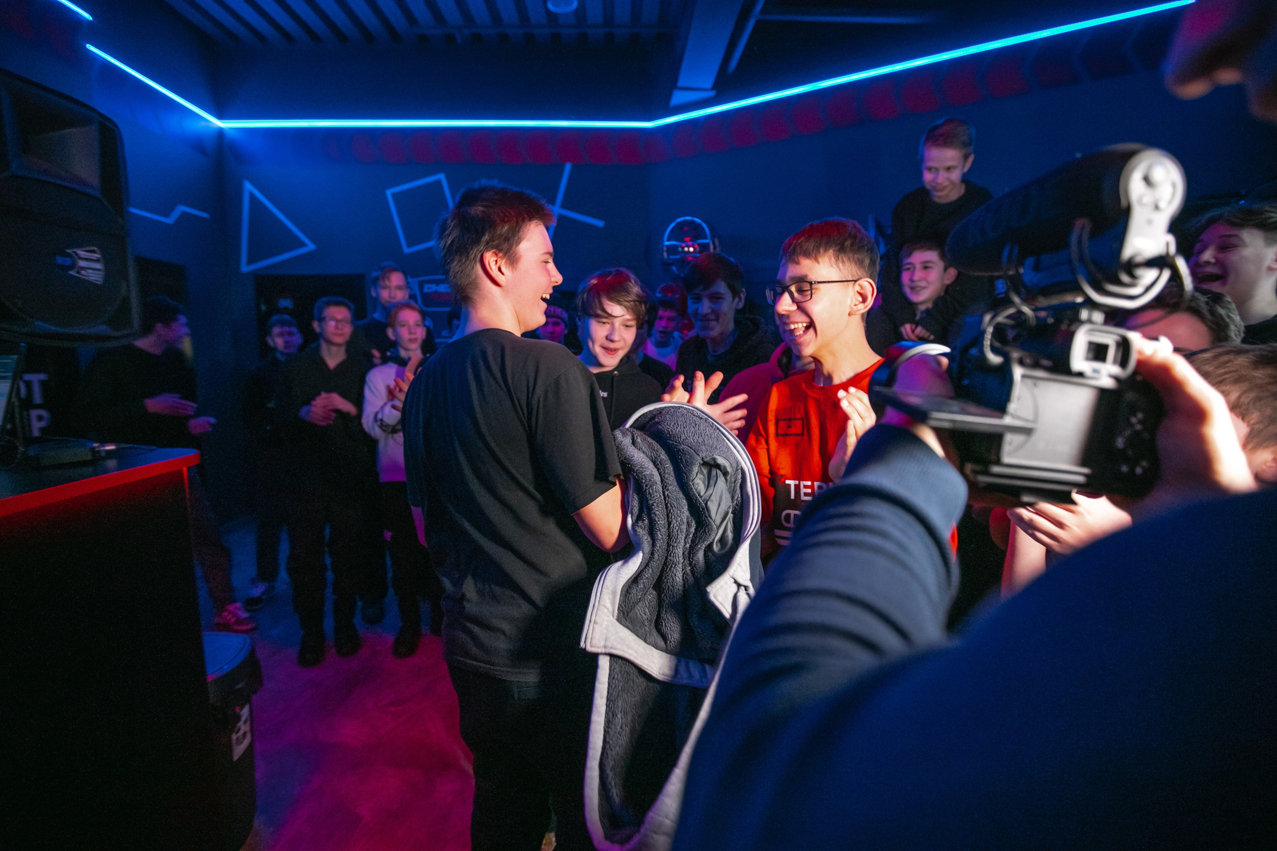 Открытие клуба Checkpoint 2. Роман Урумбаев фотограф Нижневартовск