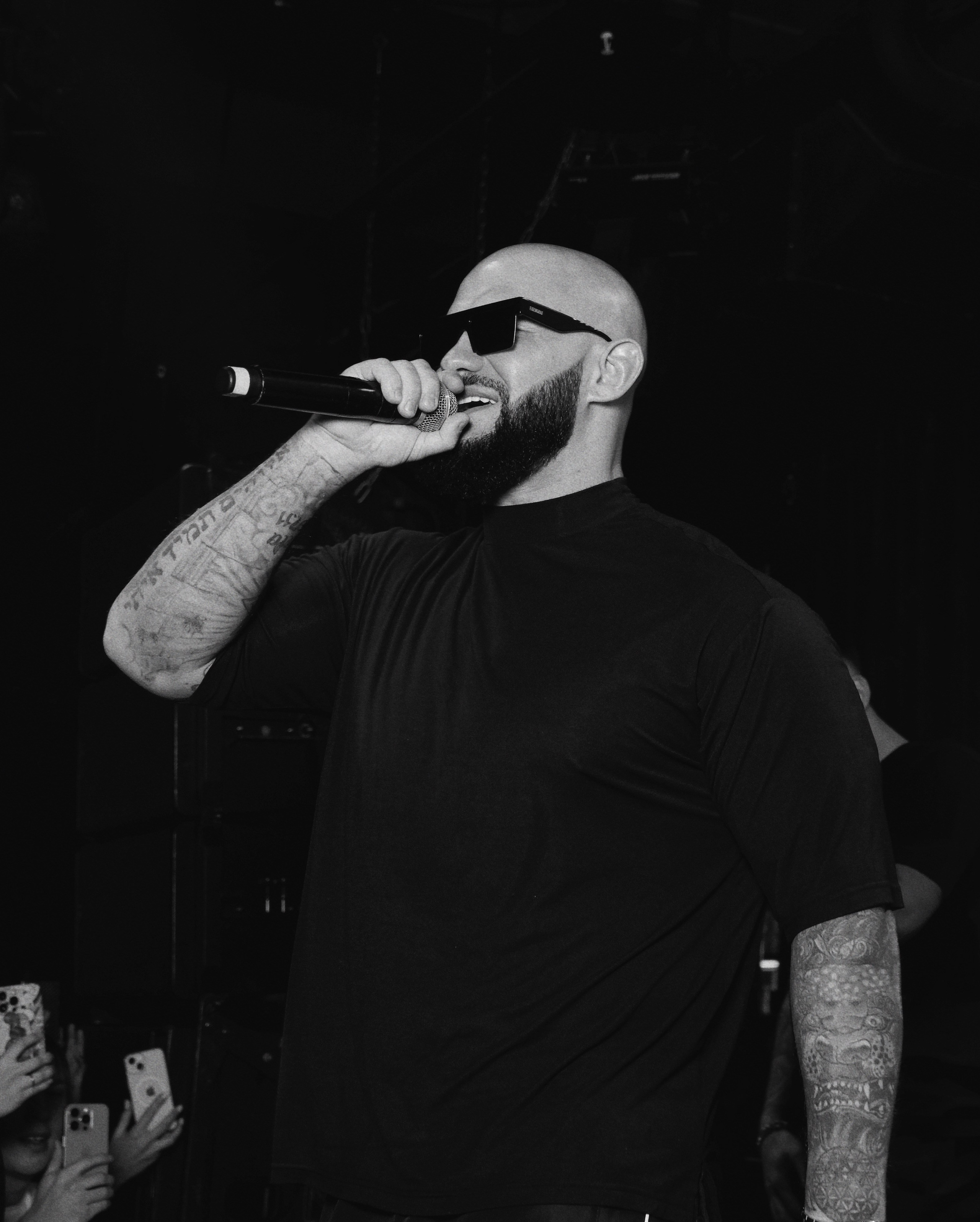 DZHIGAN. NOIZOMAX Художественный фотограф в Дубай