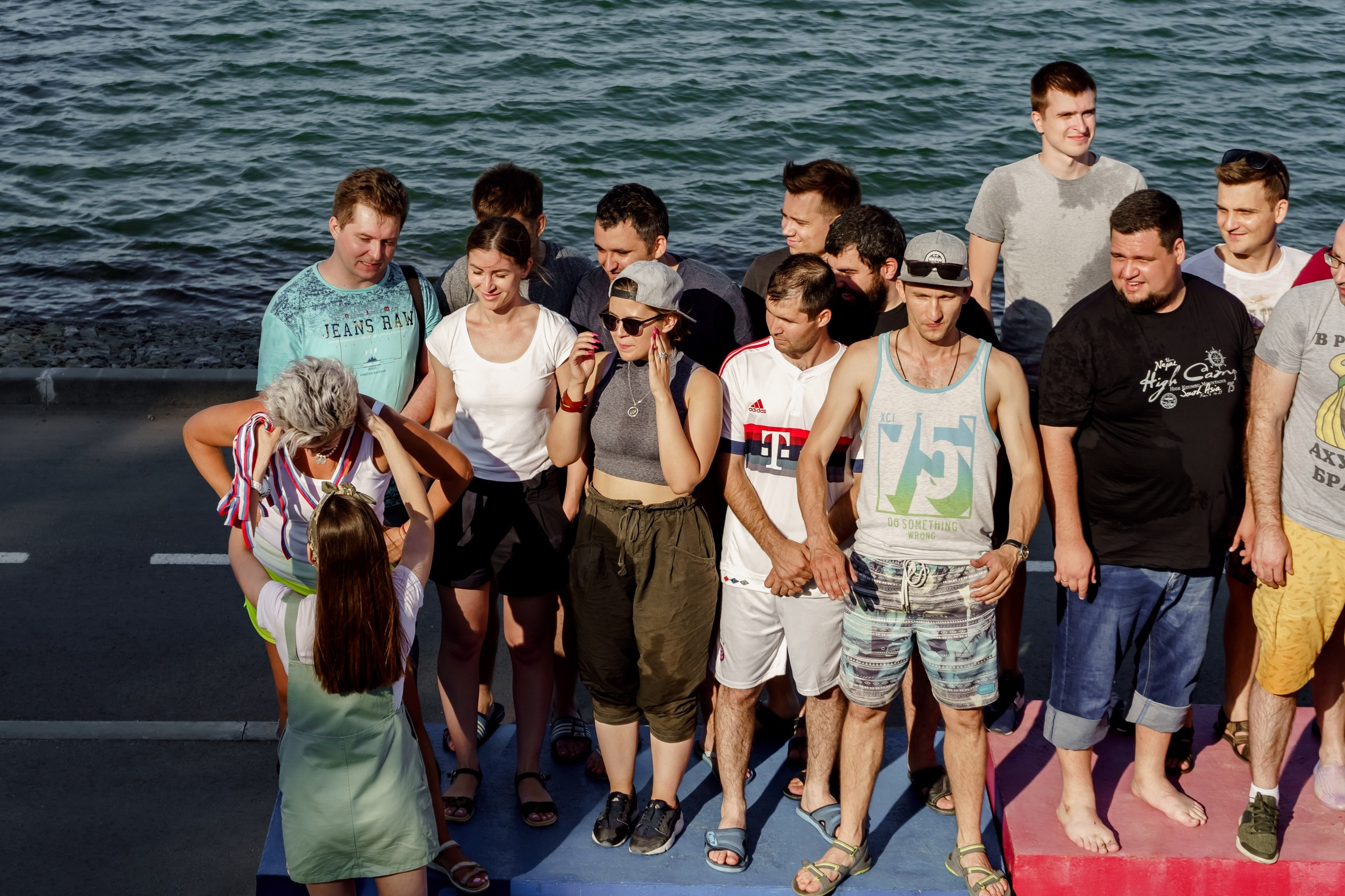 Соревнования на лодках-драконах. Студия событий ДЕЙЗИ. Организация мероприятий. Свадебное агентство в Ростове-на-Дону. Свадебный организатор. Организация свадьбы под ключ