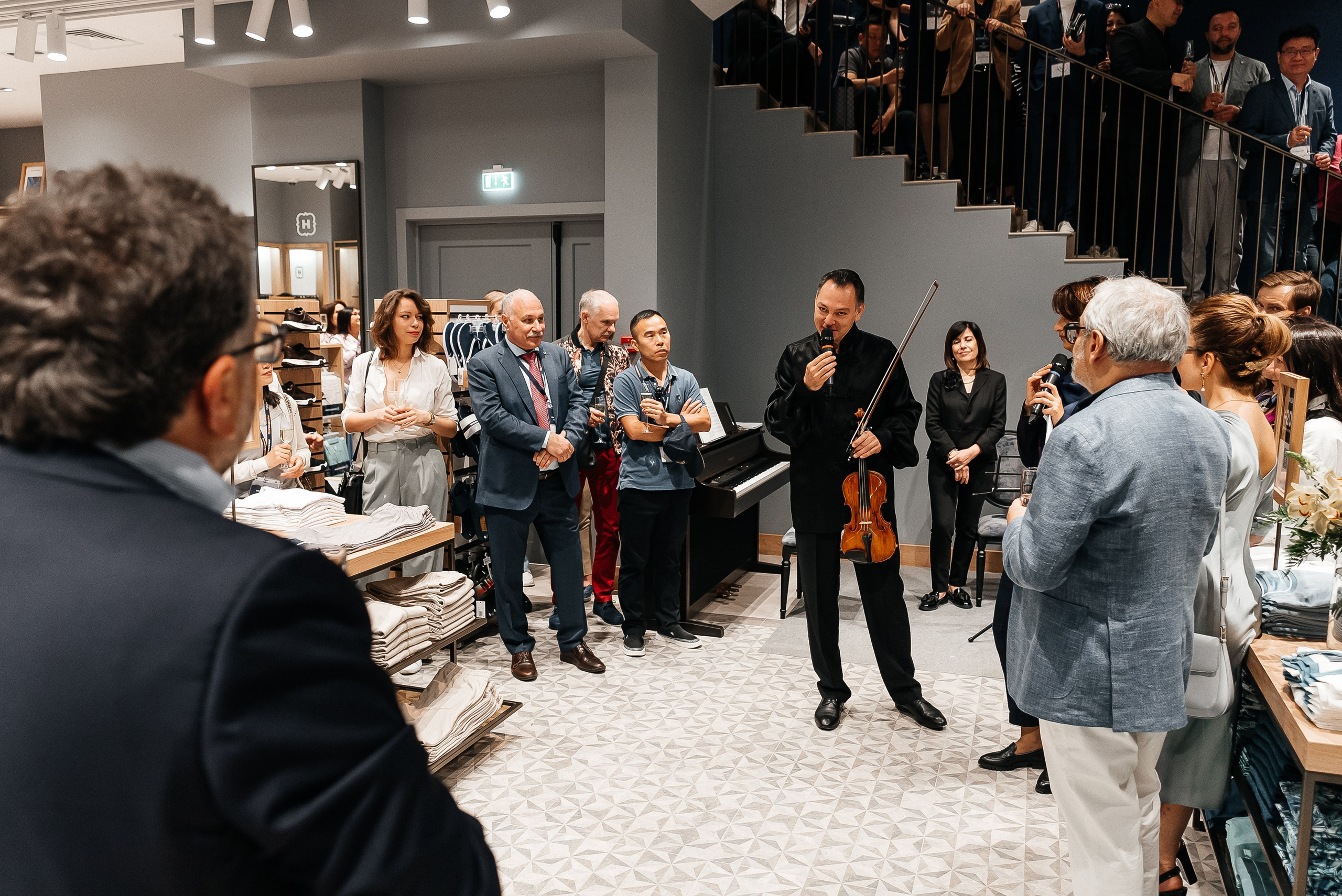 Henderson. Павел Краснов — Свадебный и репортажный фотограф в Москве