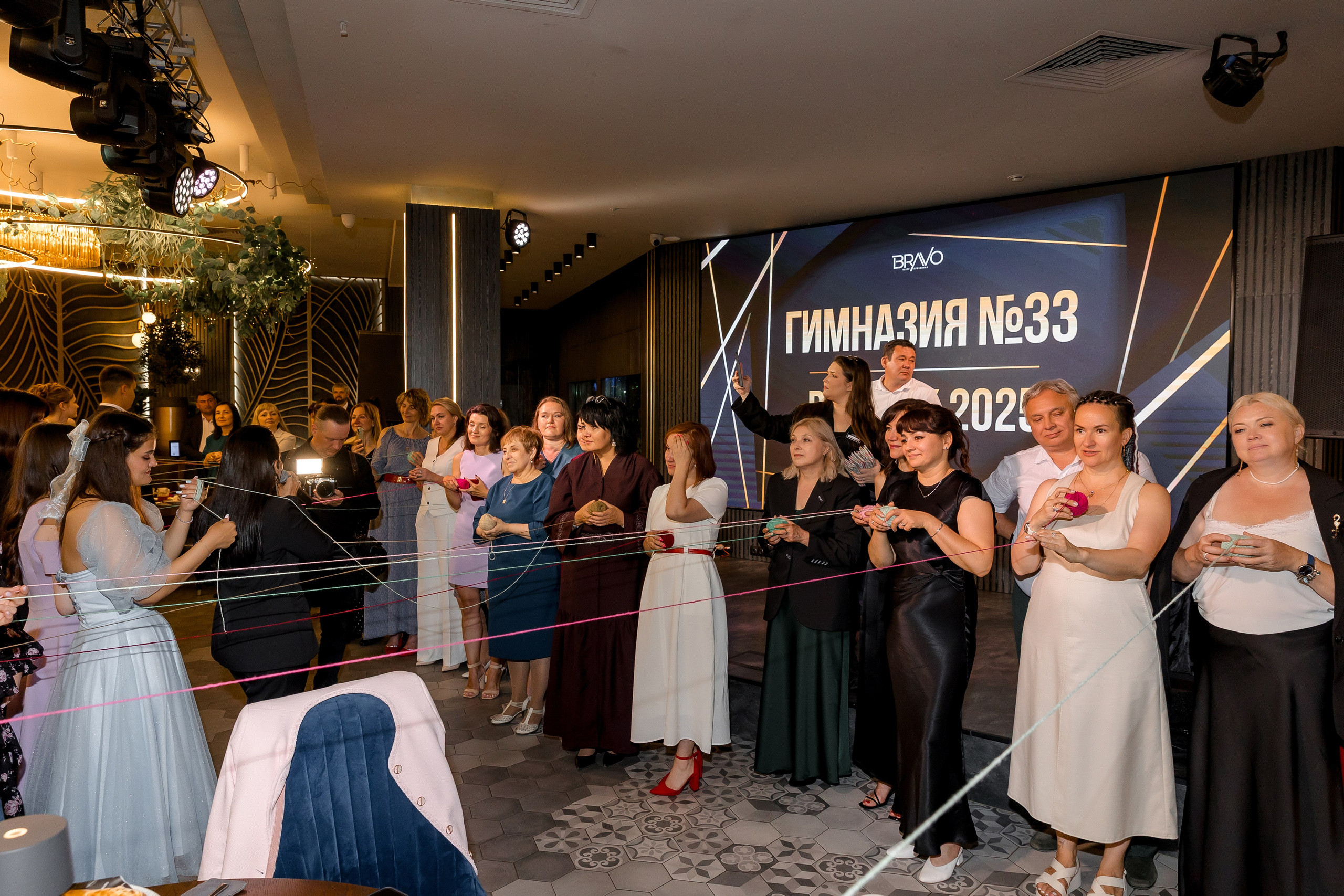 ВЫПУСКНОЙ CHEESERIA-Гимназия 33. Свадебный и семейный фотограф Динар Гильмутдинов