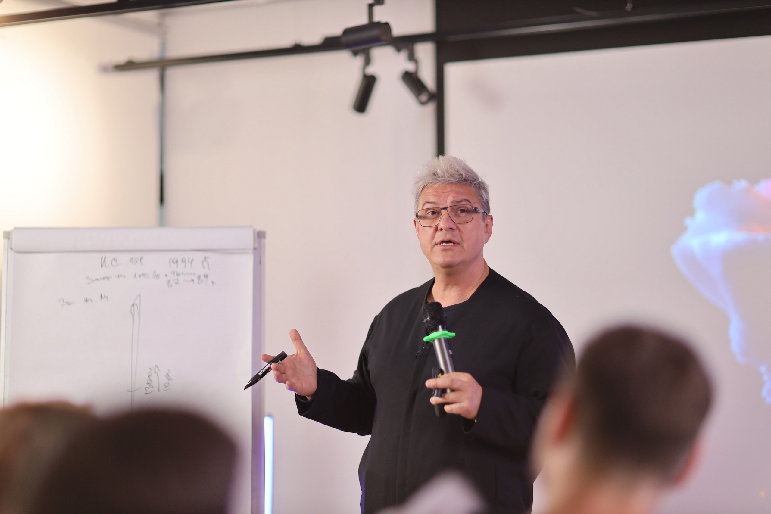 МастерМайнд 1.2. Съемка в студии под ваш запрос, студийные съемки, фотографии архитектурных объектов — Александр Евстигнеев — фотограф Москва