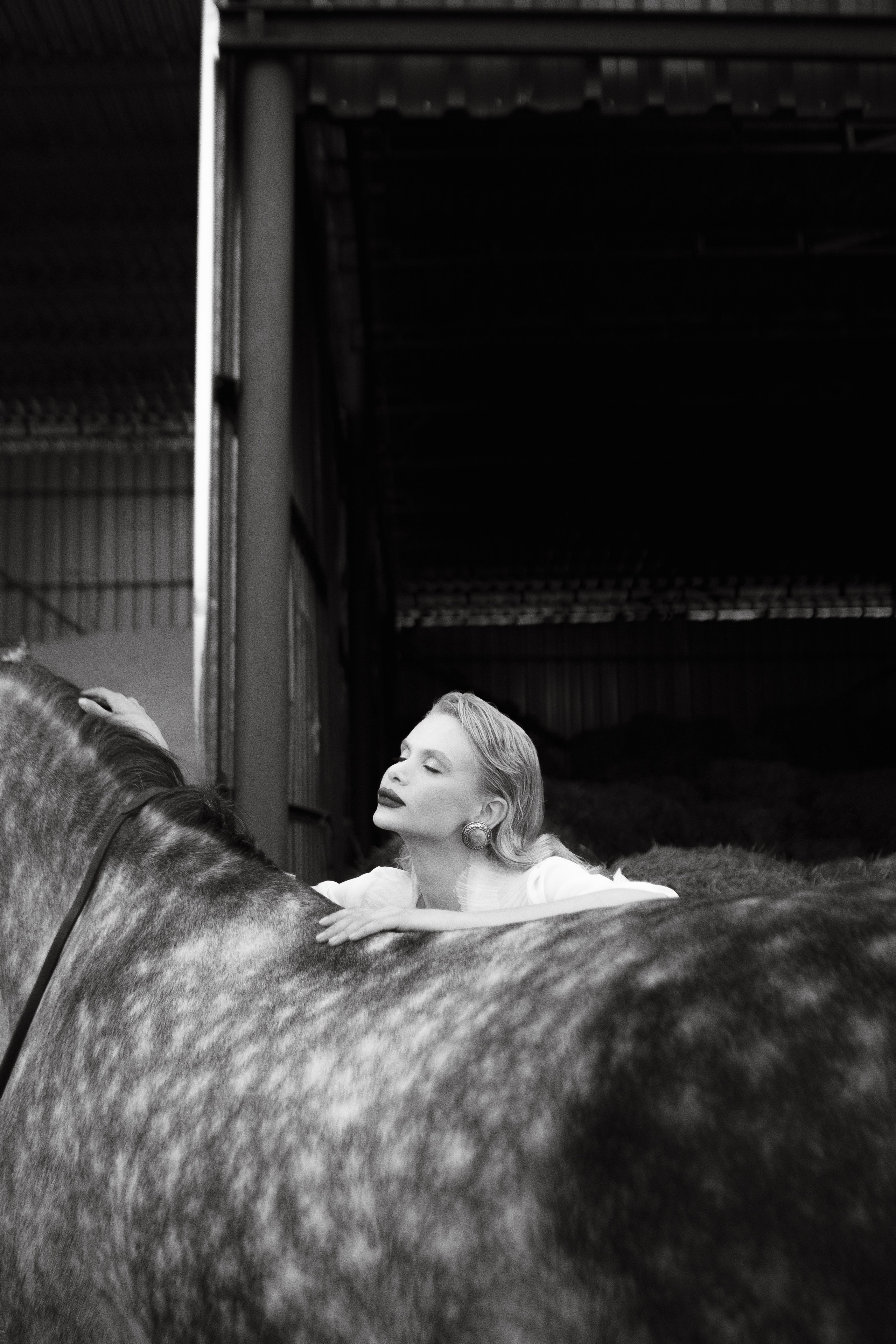 Yana. Negovora_allady