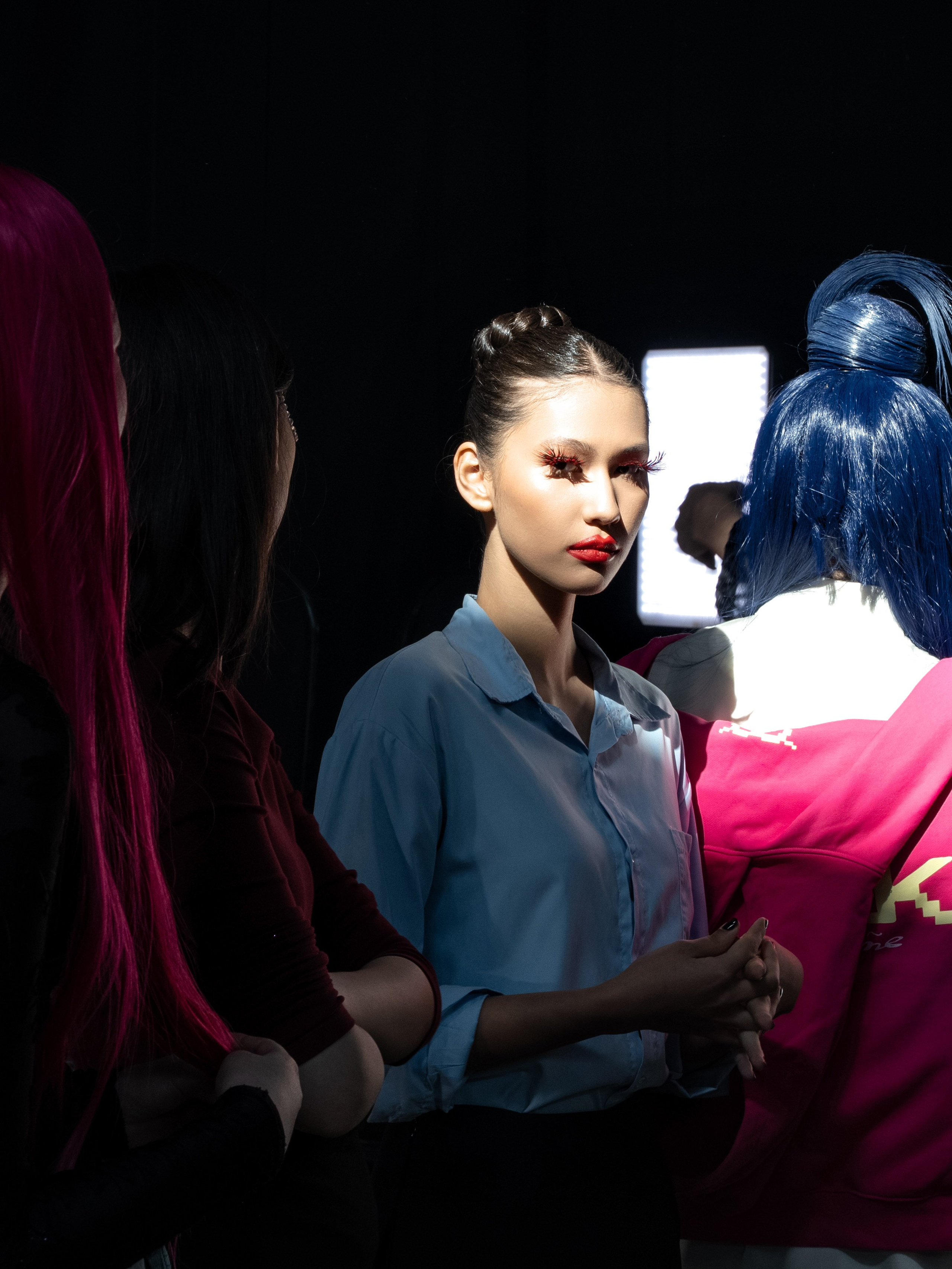 Visa Fashion Week Almaty Pre-Fall 2026 April Backstage Day 2. Сайт Алматинского НЮ АРТ, будуар и фэшн фотографа Дениса Карпенко