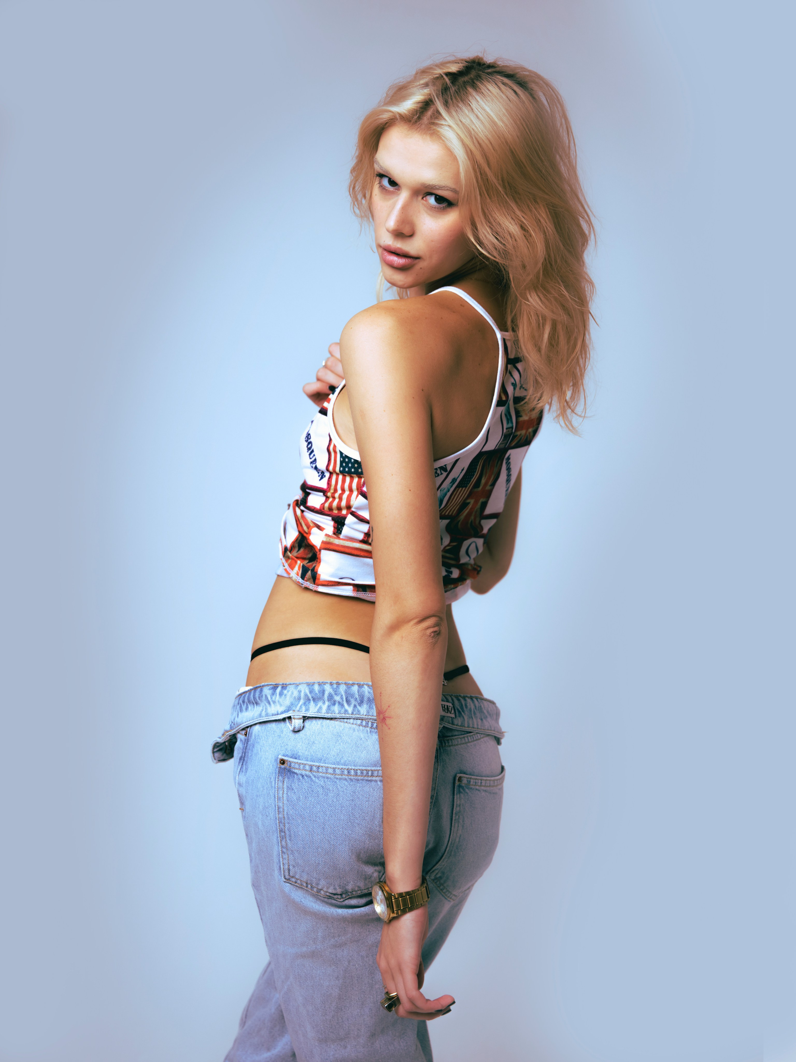 GIRLS. DRIPSTOCK MAG