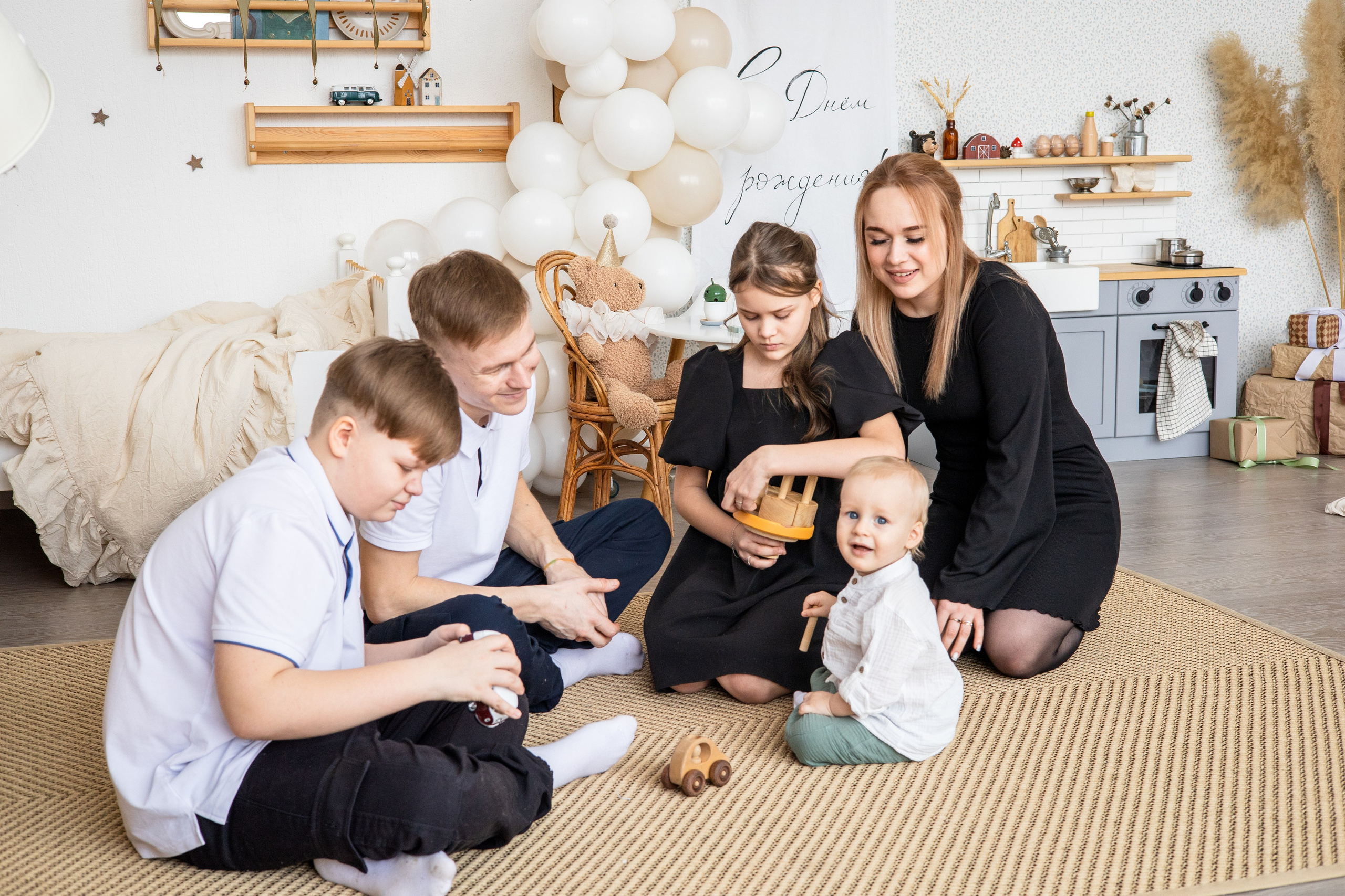 Елисею 1 годик. Настя Лекса. фотограф г. Красноярск